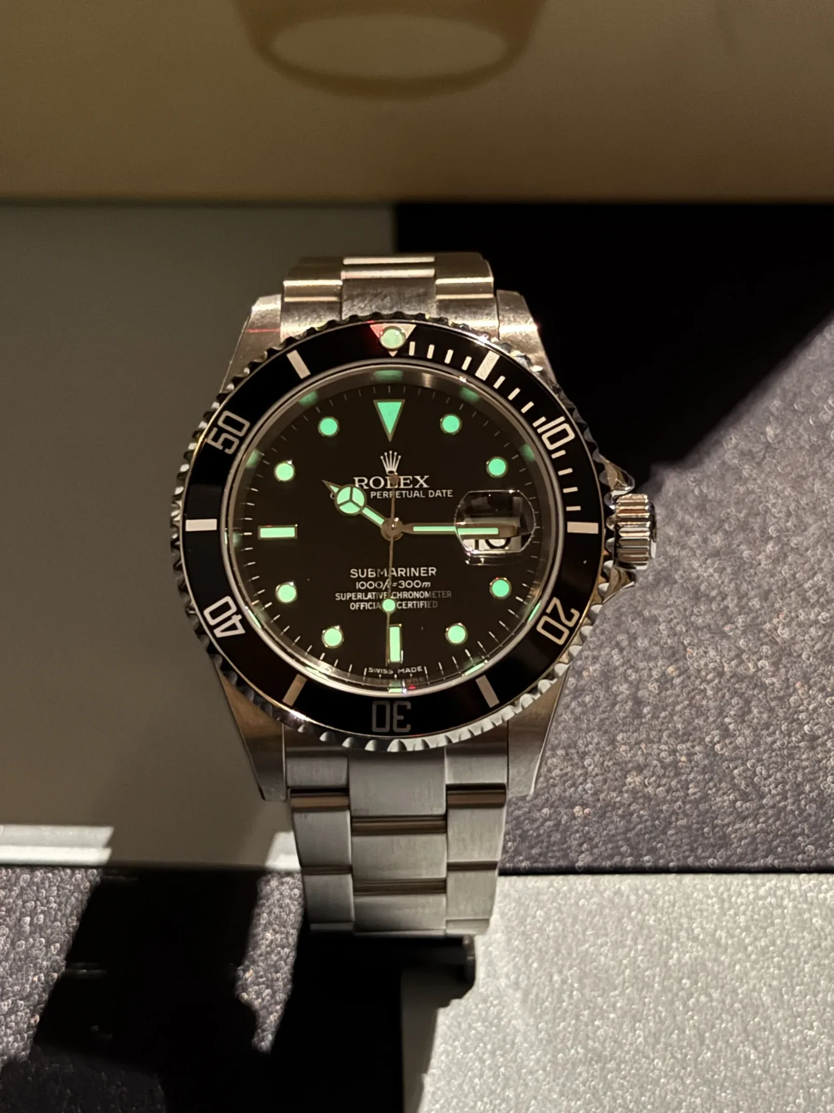 16610 SUBMARINER