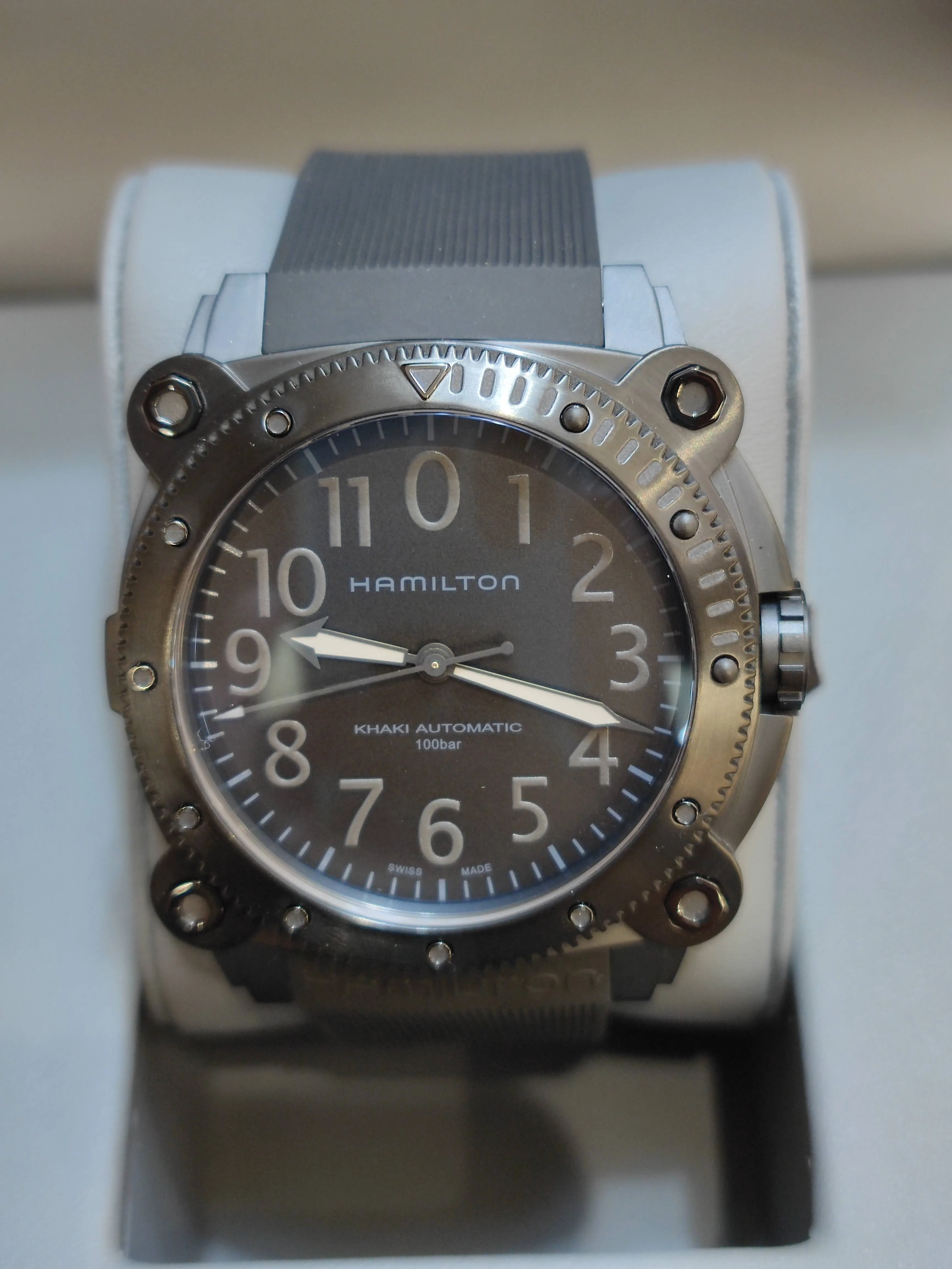 Khaki NAVY BeLOWZERO