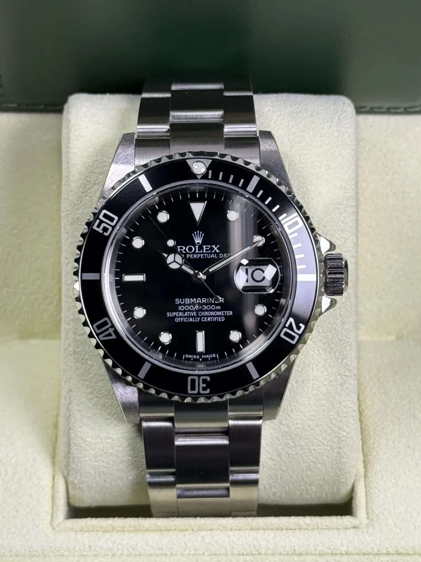 16610 SUBMARINER