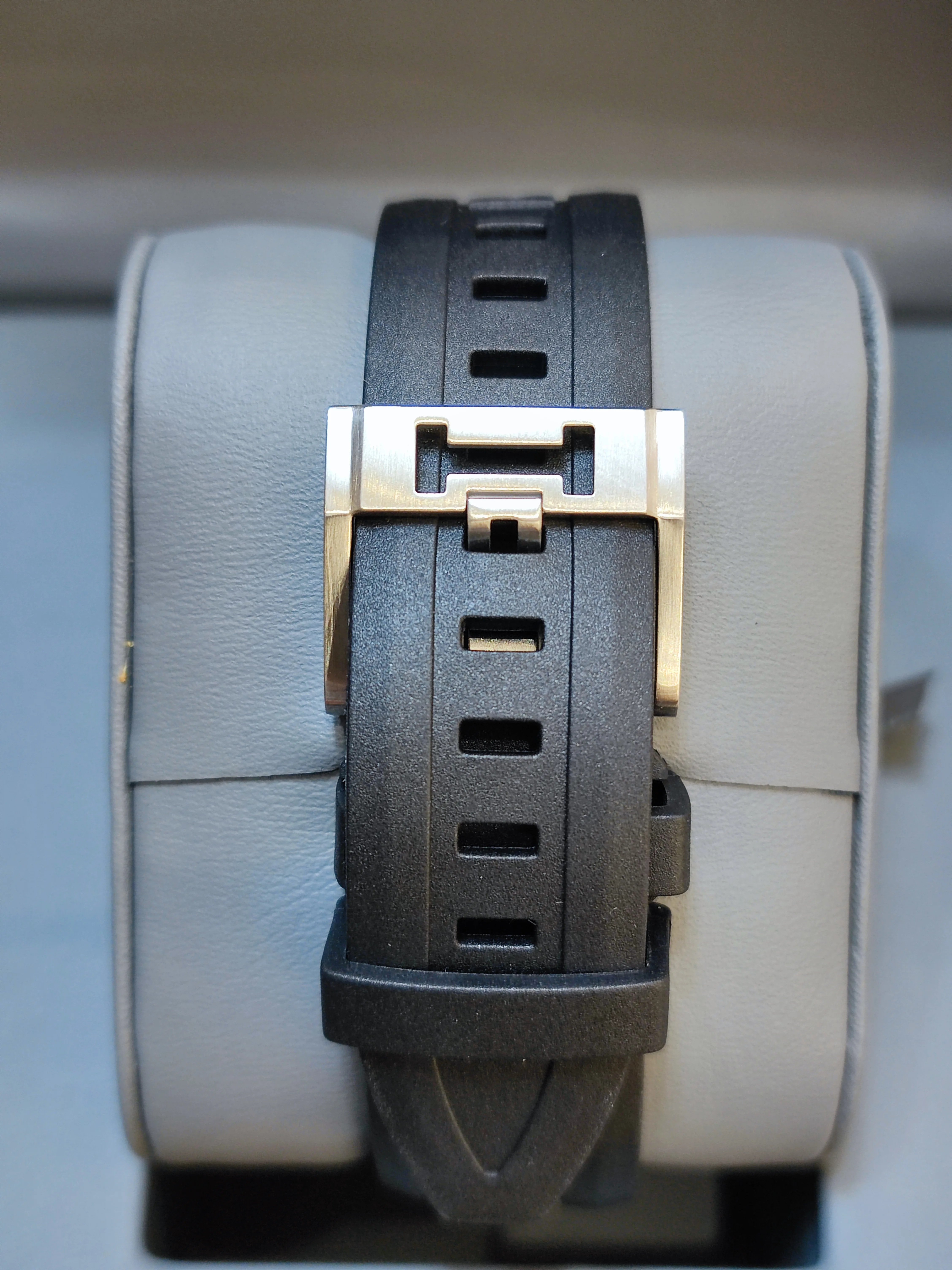 Khai Navy Scuba Auto