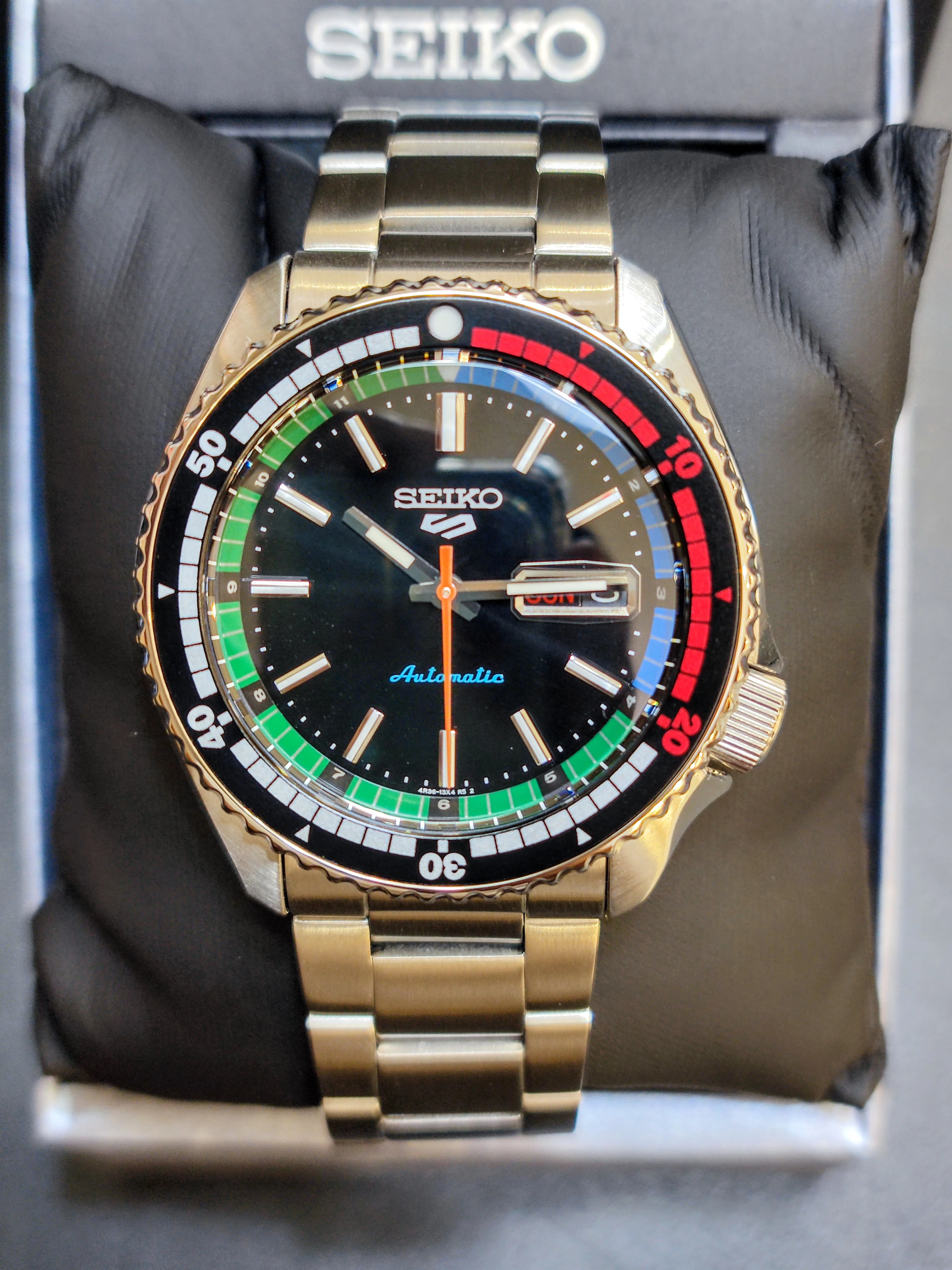 Seiko 5 SKX Sports Style SRPK13K1