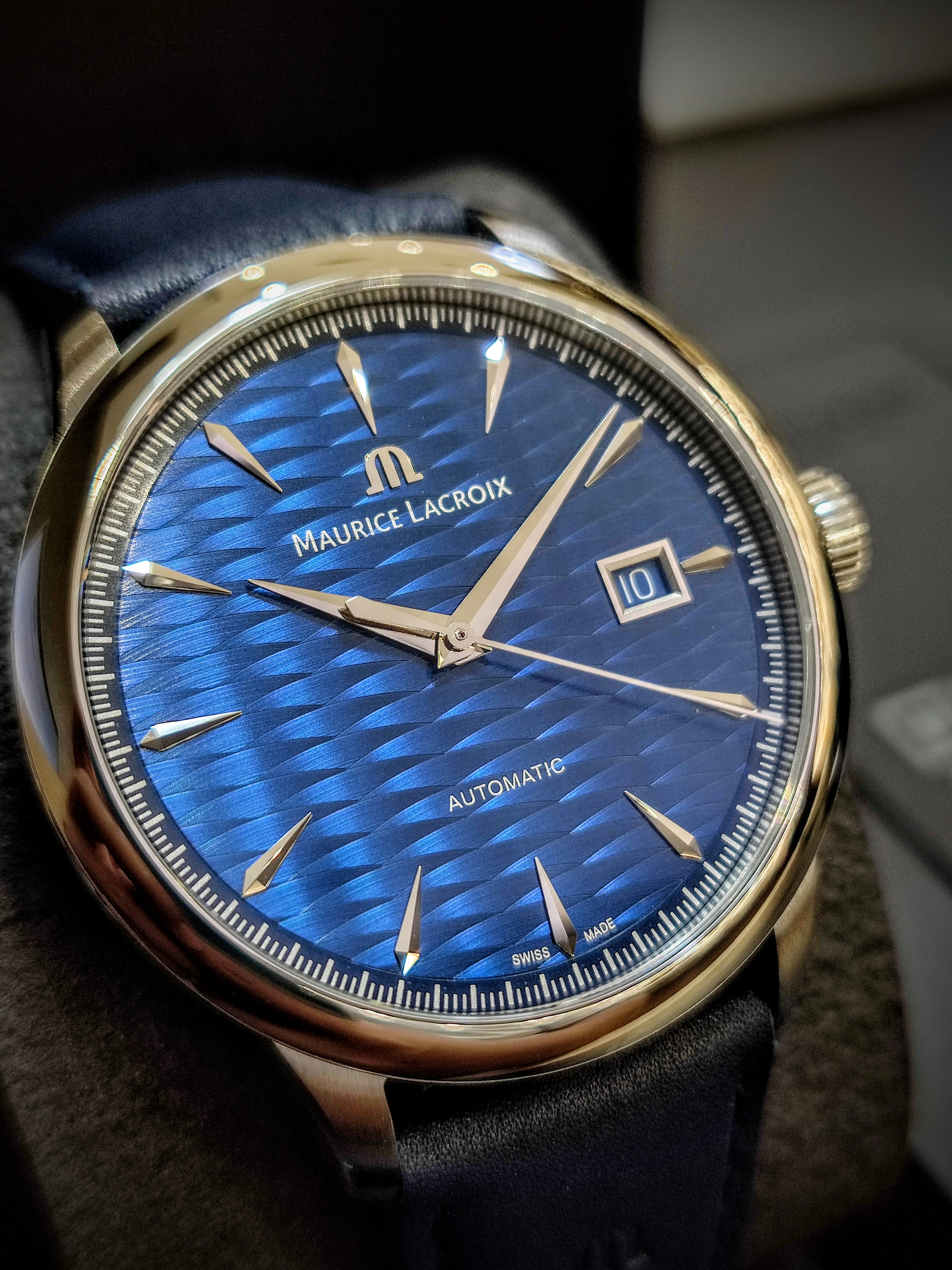 1975 VAGUES DU JURA 756108-SS001-430-4