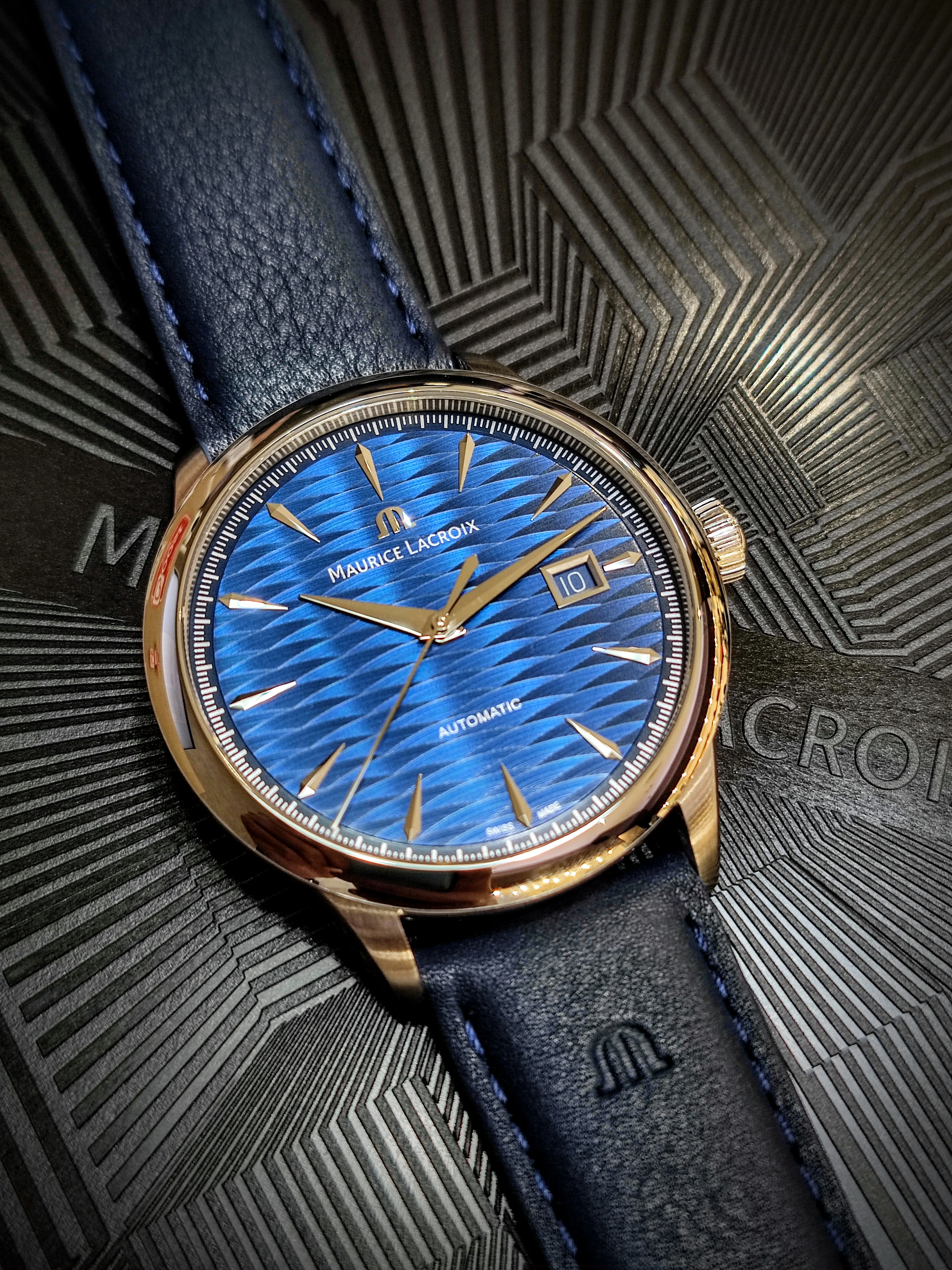 1975 VAGUES DU JURA 756108-SS001-430-4