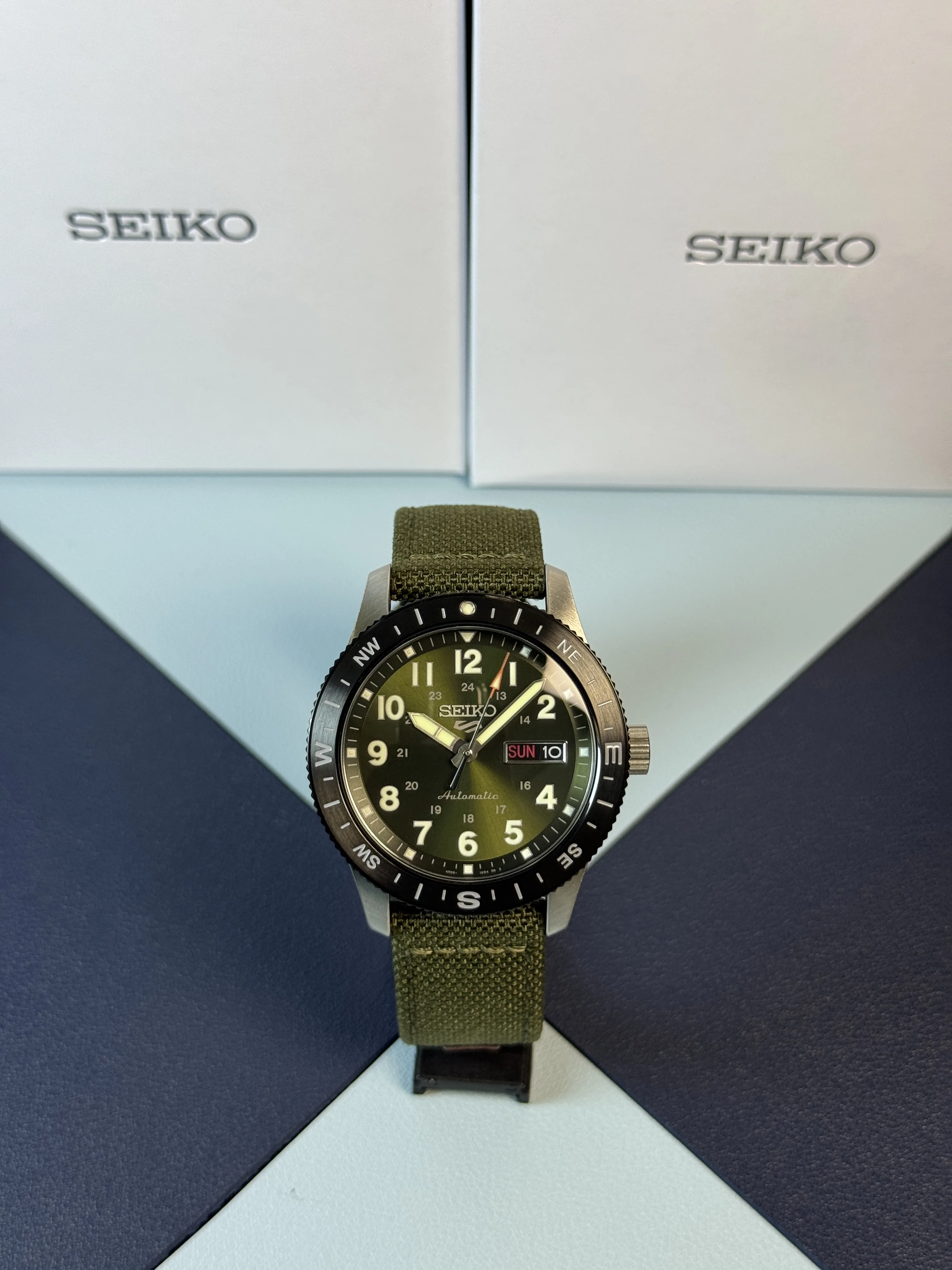 Seiko 5 | Sports | Field Series | HDB008K1