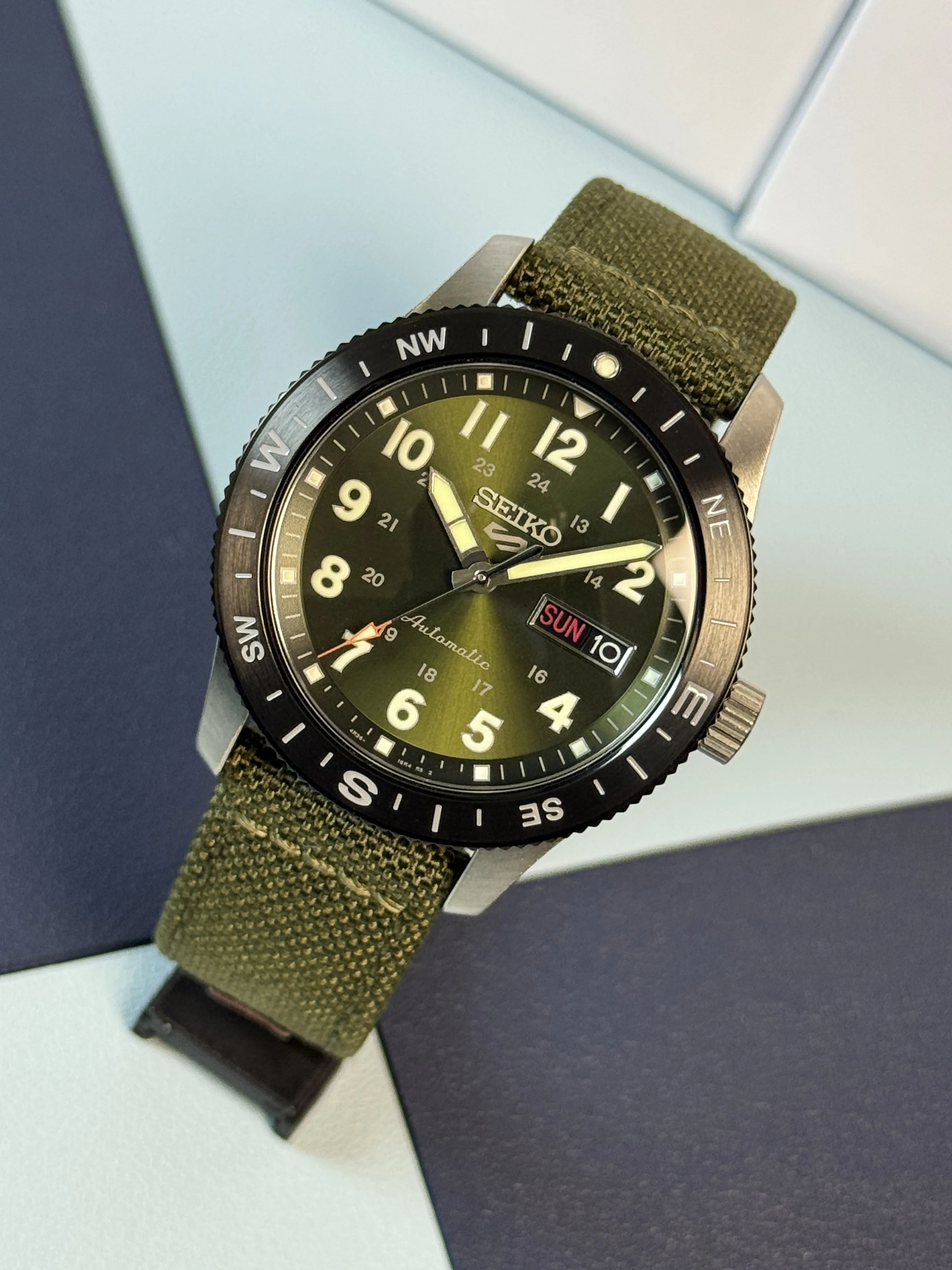 Seiko 5 | Sports | Field Series | HDB008K1