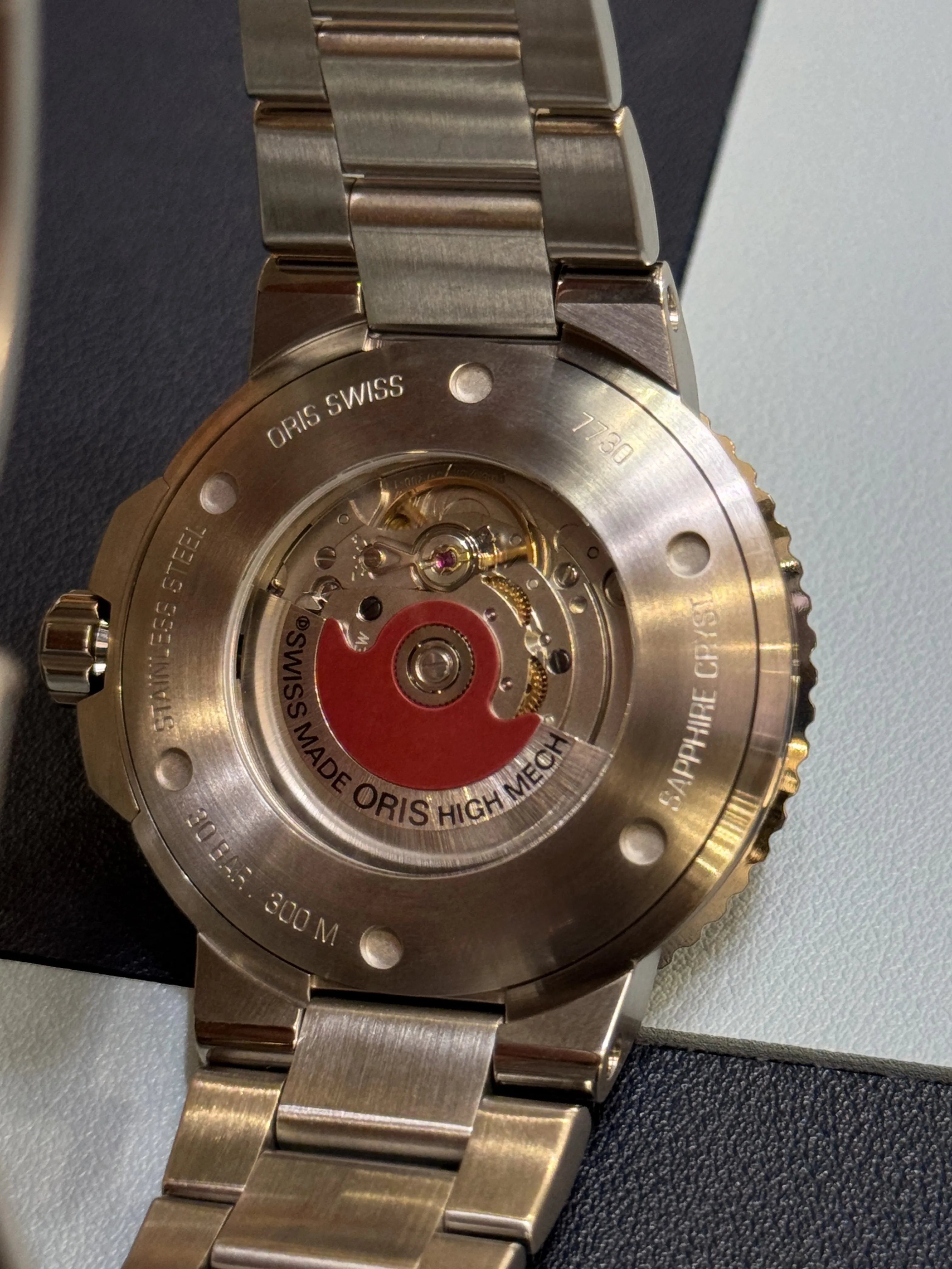 AQUIS | DATE | AUTOMATIC | 01 733 7730 4152 07 8 24 05PEB