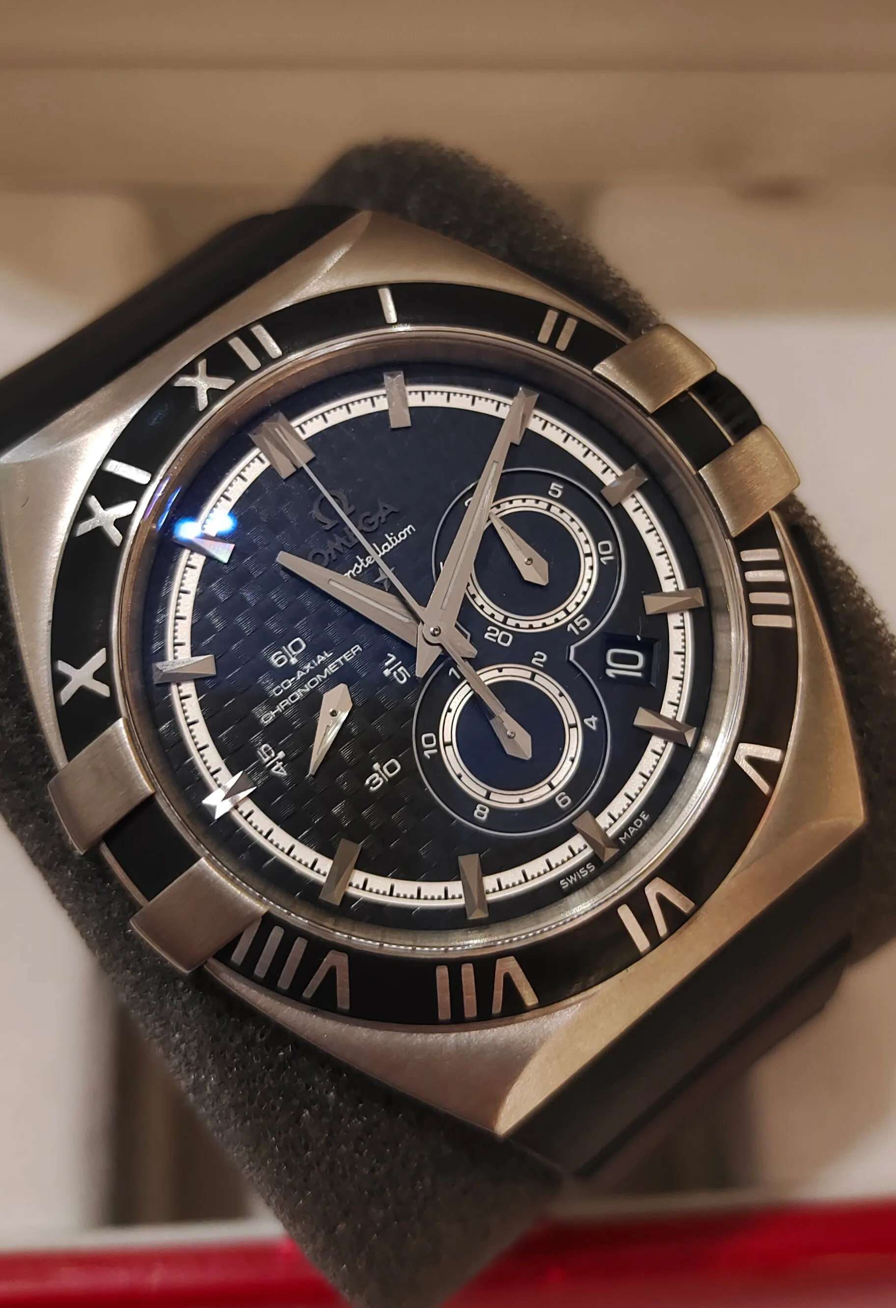 Constellation Double Eagle Titanium 121.92.41.50.01.001