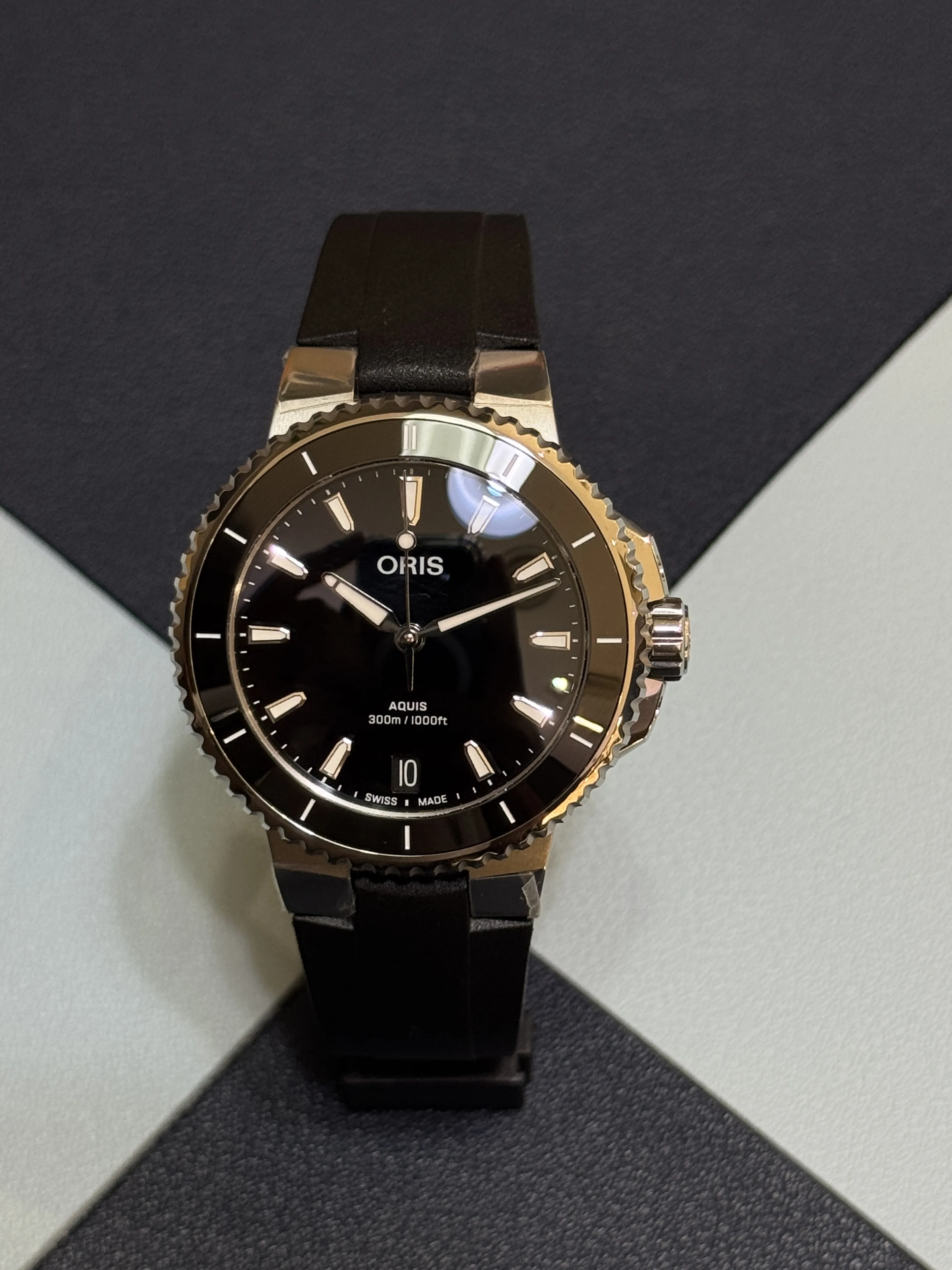 AQUIS | DATE | 01 733 7792 4154-07 4 19 64FC