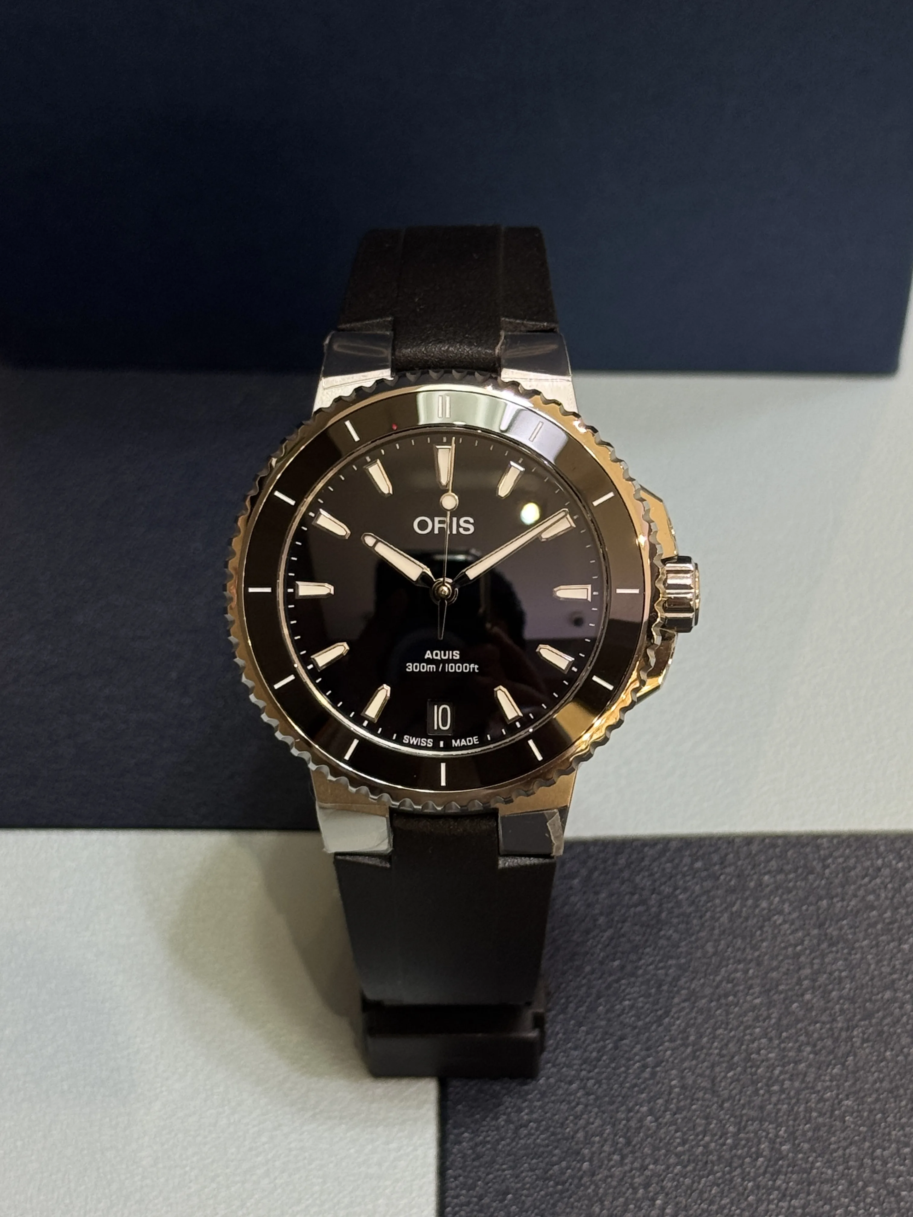 AQUIS | DATE | 01 733 7792 4154-07 4 19 64FC