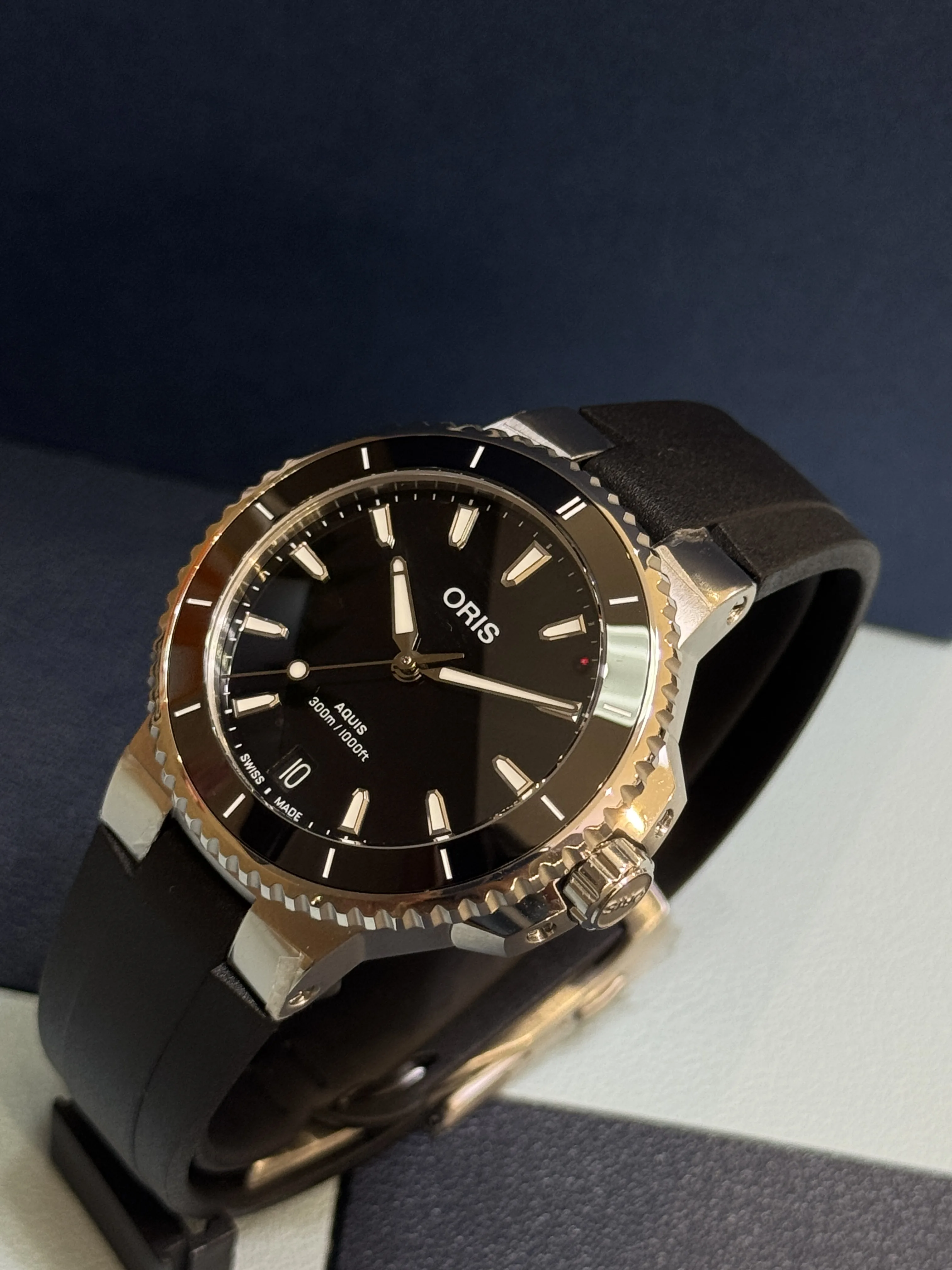 AQUIS | DATE | 01 733 7792 4154-07 4 19 64FC