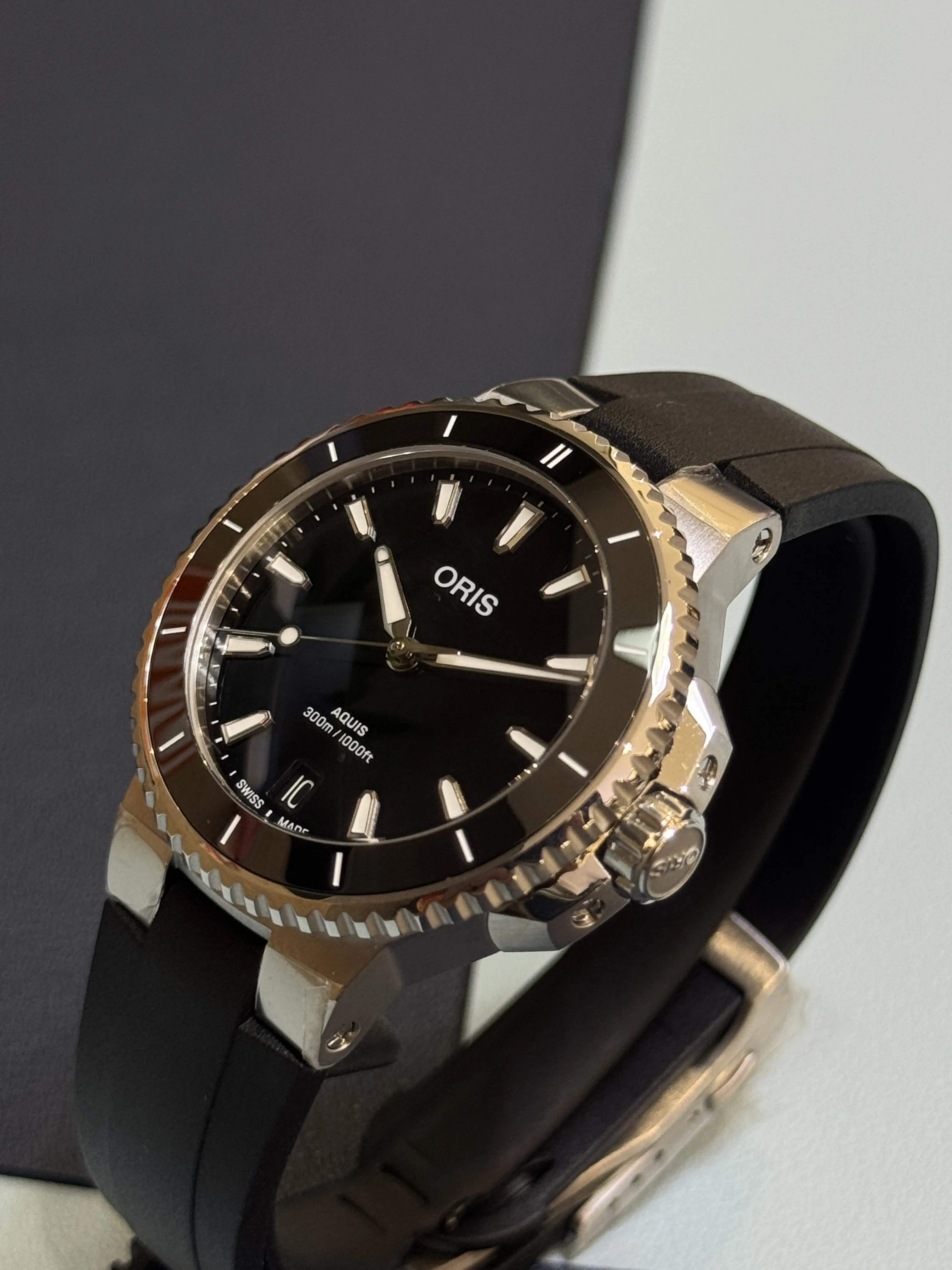 AQUIS | DATE | 01 733 7792 4154-07 4 19 64FC