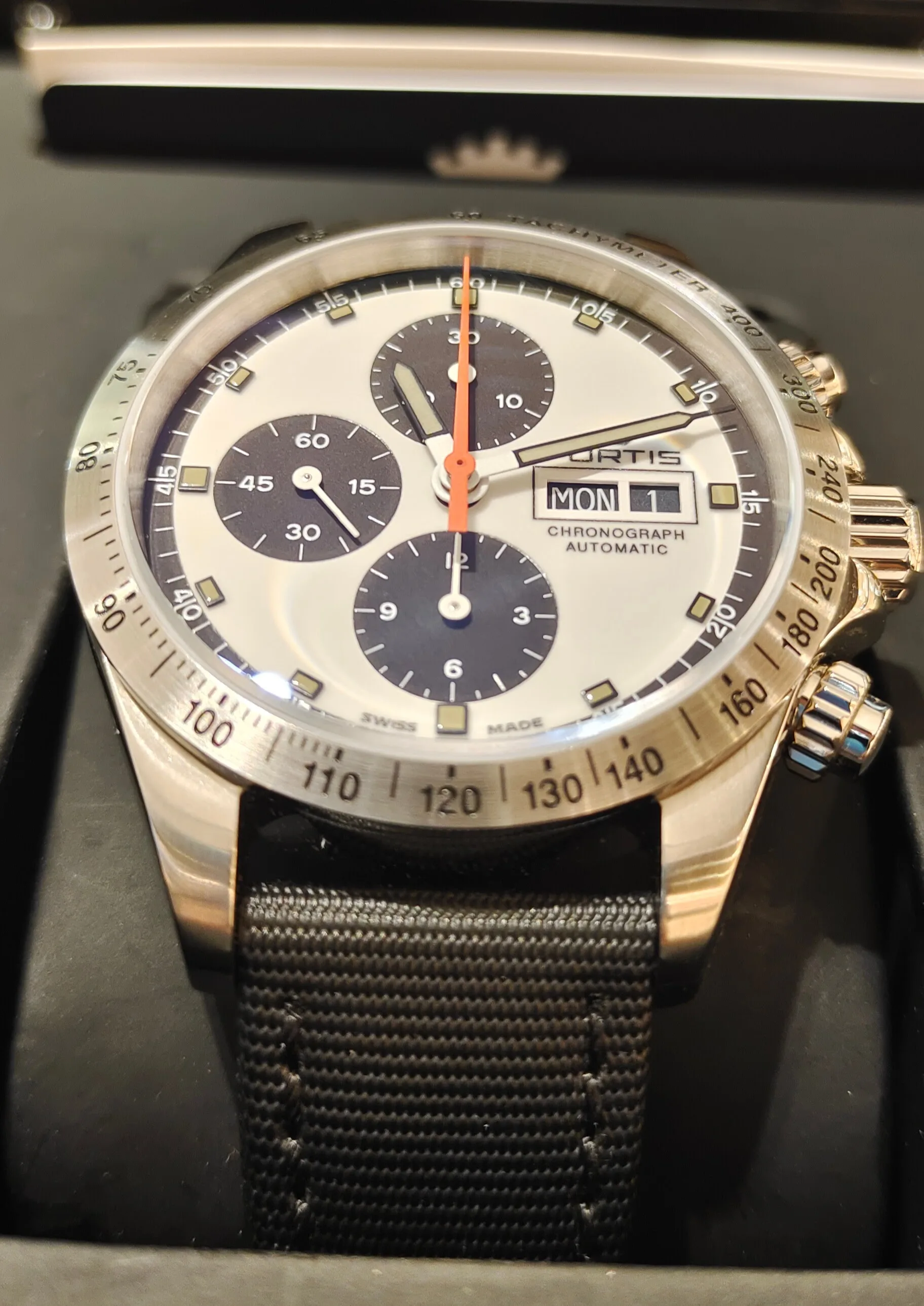 STRATOLINE PARABOLA LIMITED EDITION