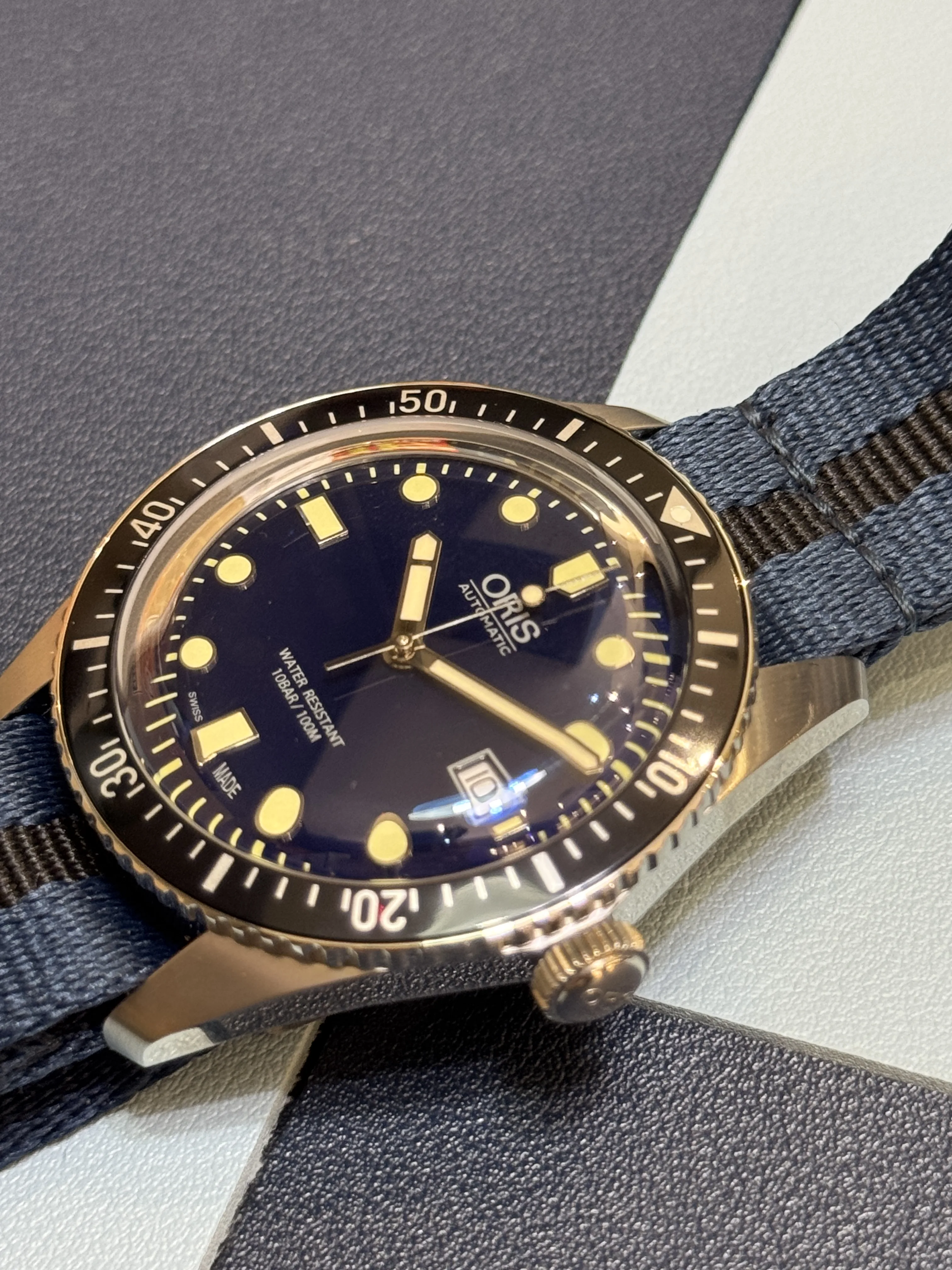 DIVERS SIXTY FIVE | AUTOMATIC | 01 733 7720 4055 07 5 21 23FC