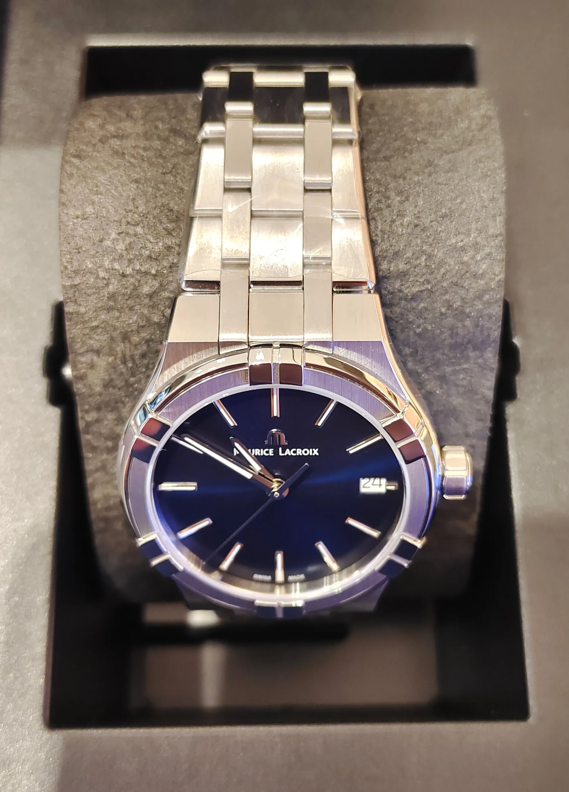 AIKON QUARTZ DATE
