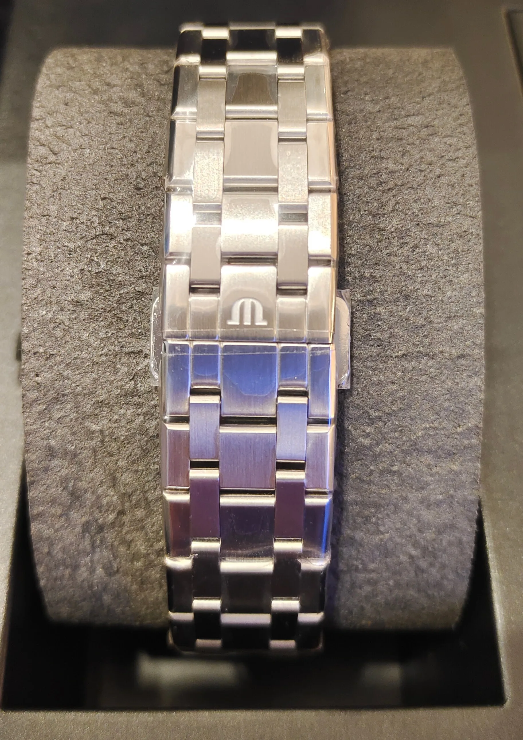 AIKON QUARTZ DATE