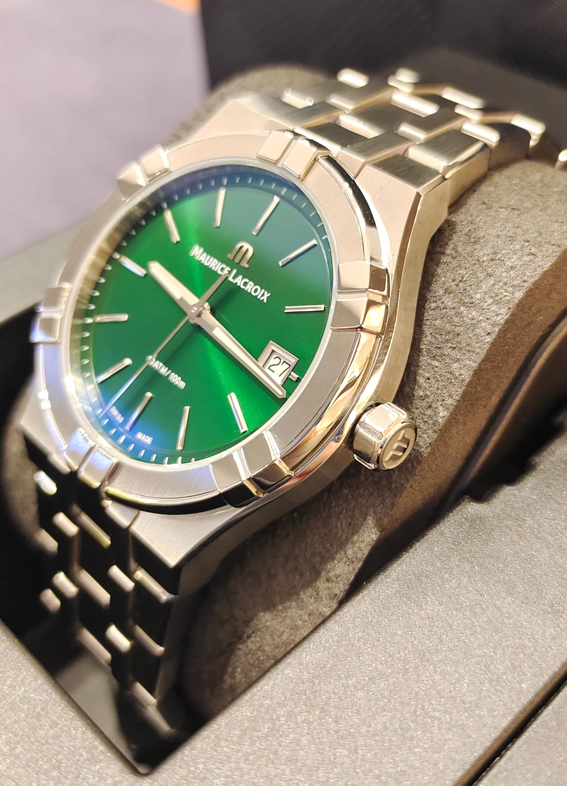 AIKON QUARTZ DATE