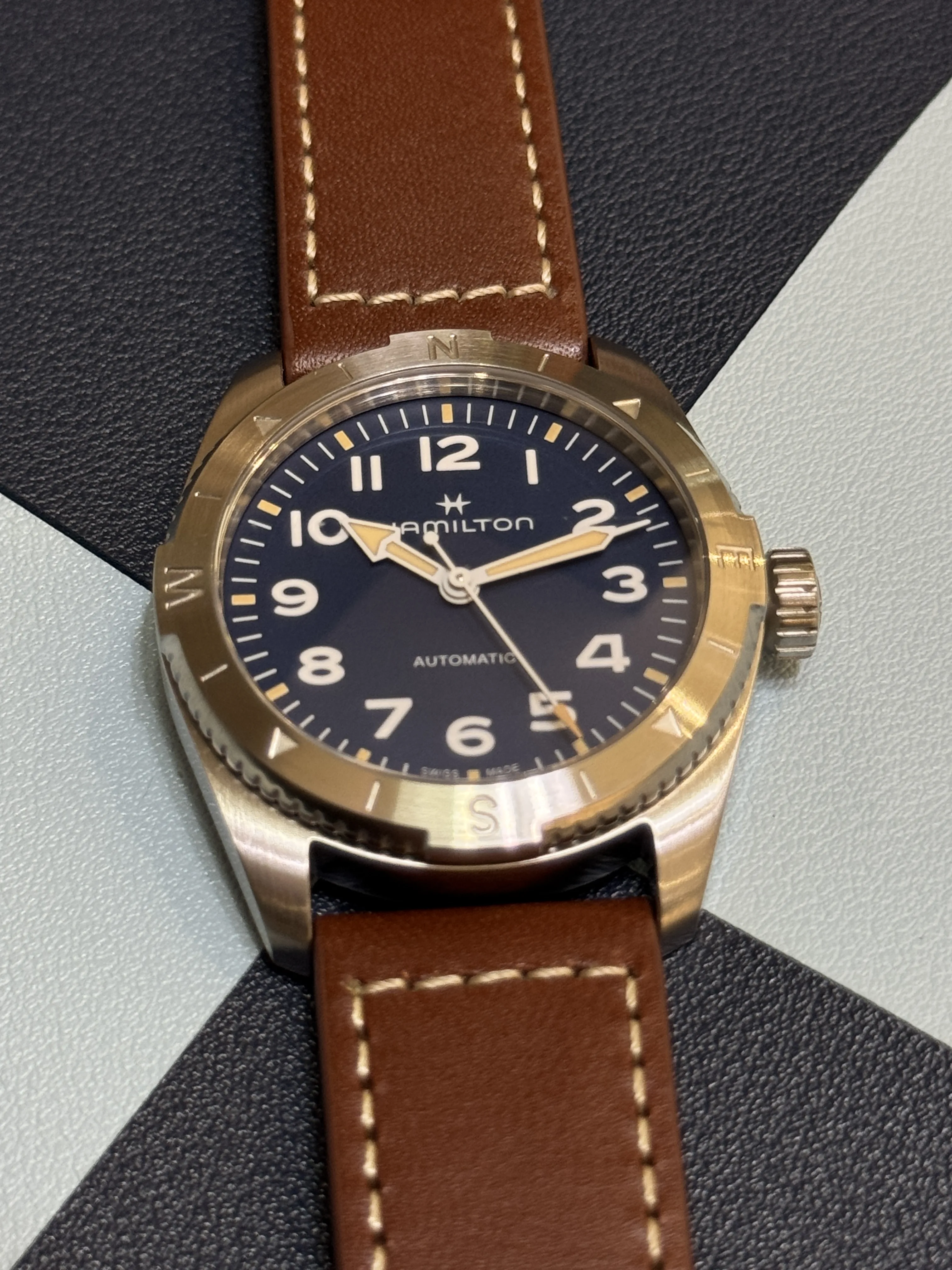 KHAIKI FIELD | EXPEDITION AUTO | H70225540