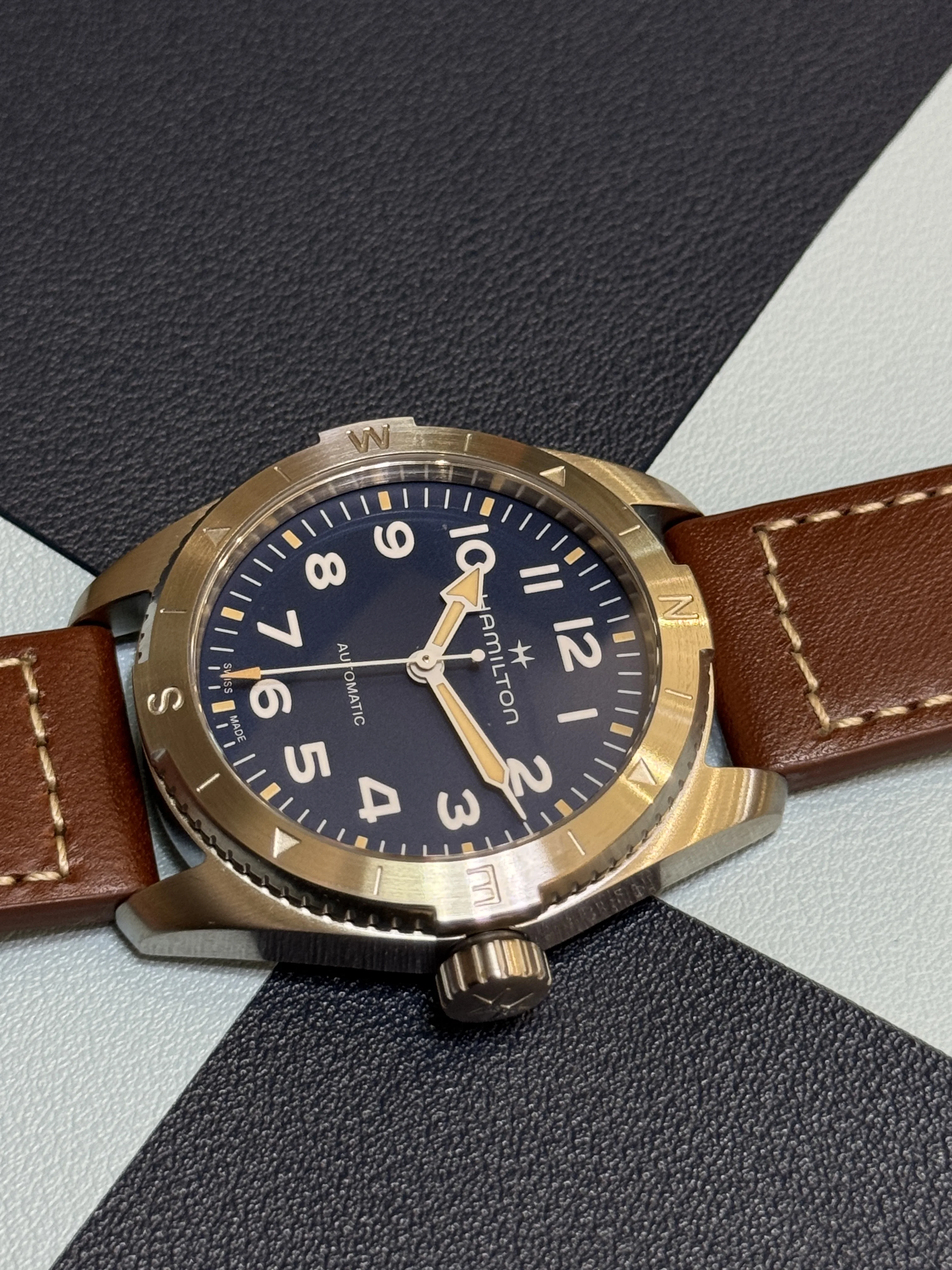 KHAIKI FIELD | EXPEDITION AUTO | H70225540