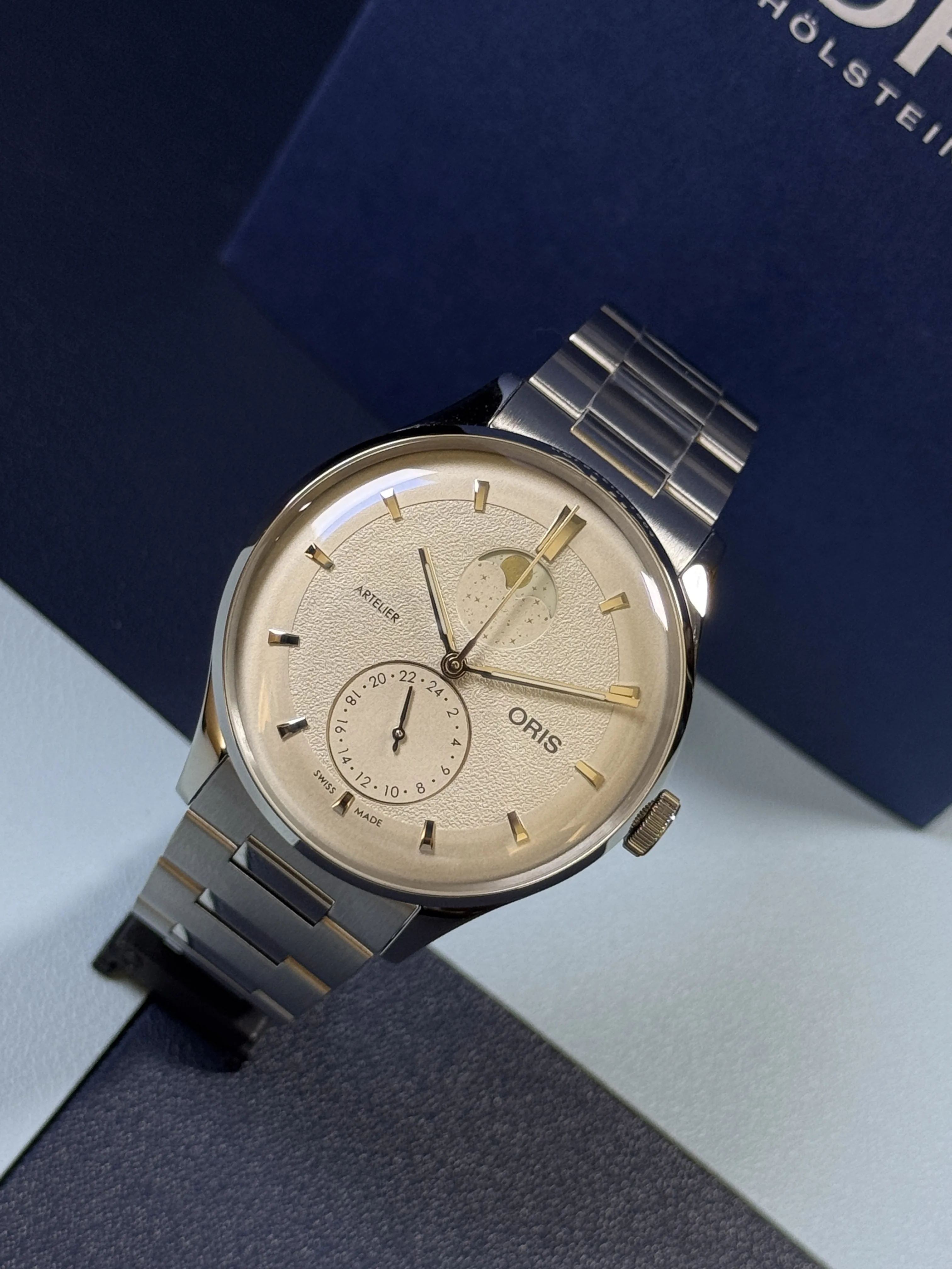 ARTELIER COMPLICATION | 01 782 7811 4051-07 8 20 20