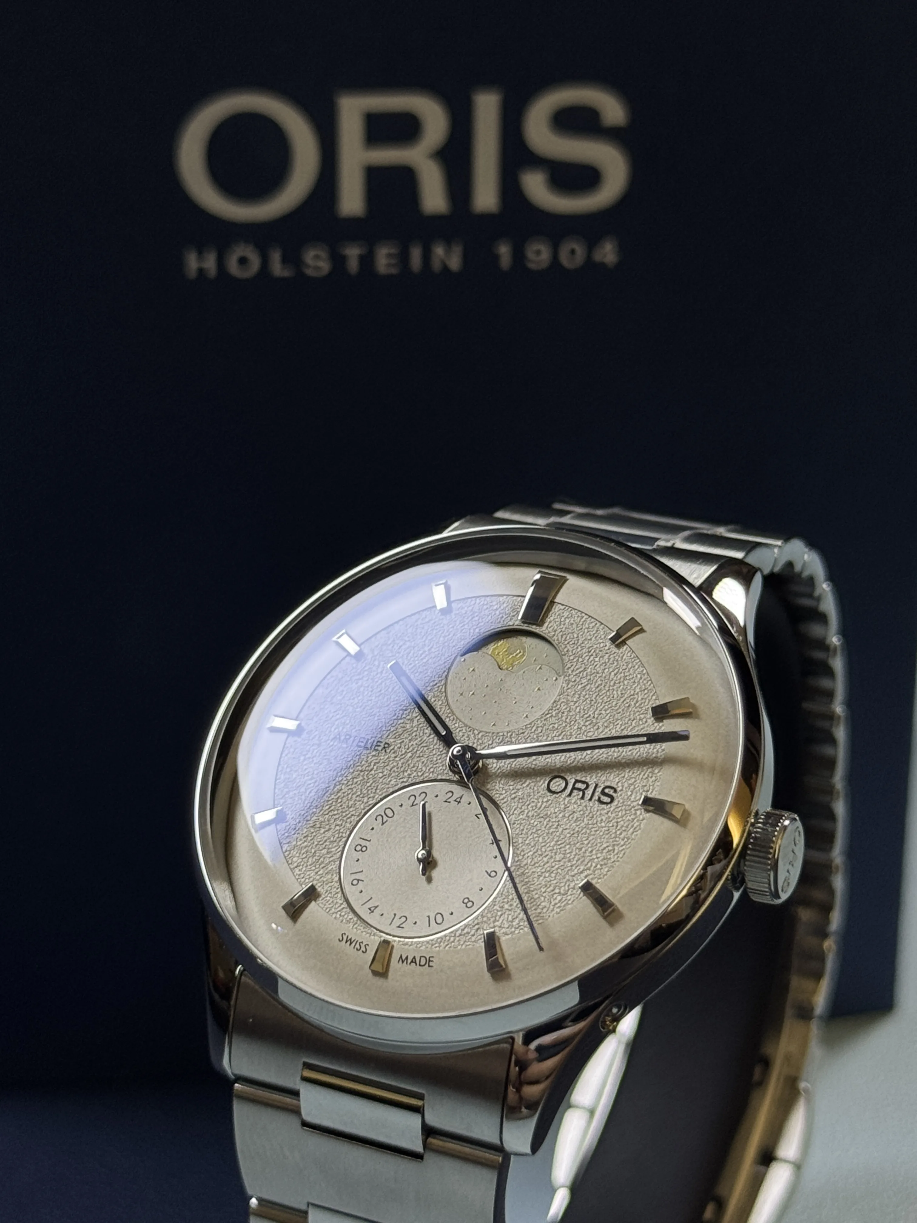 ARTELIER COMPLICATION | 01 782 7811 4051-07 8 20 20