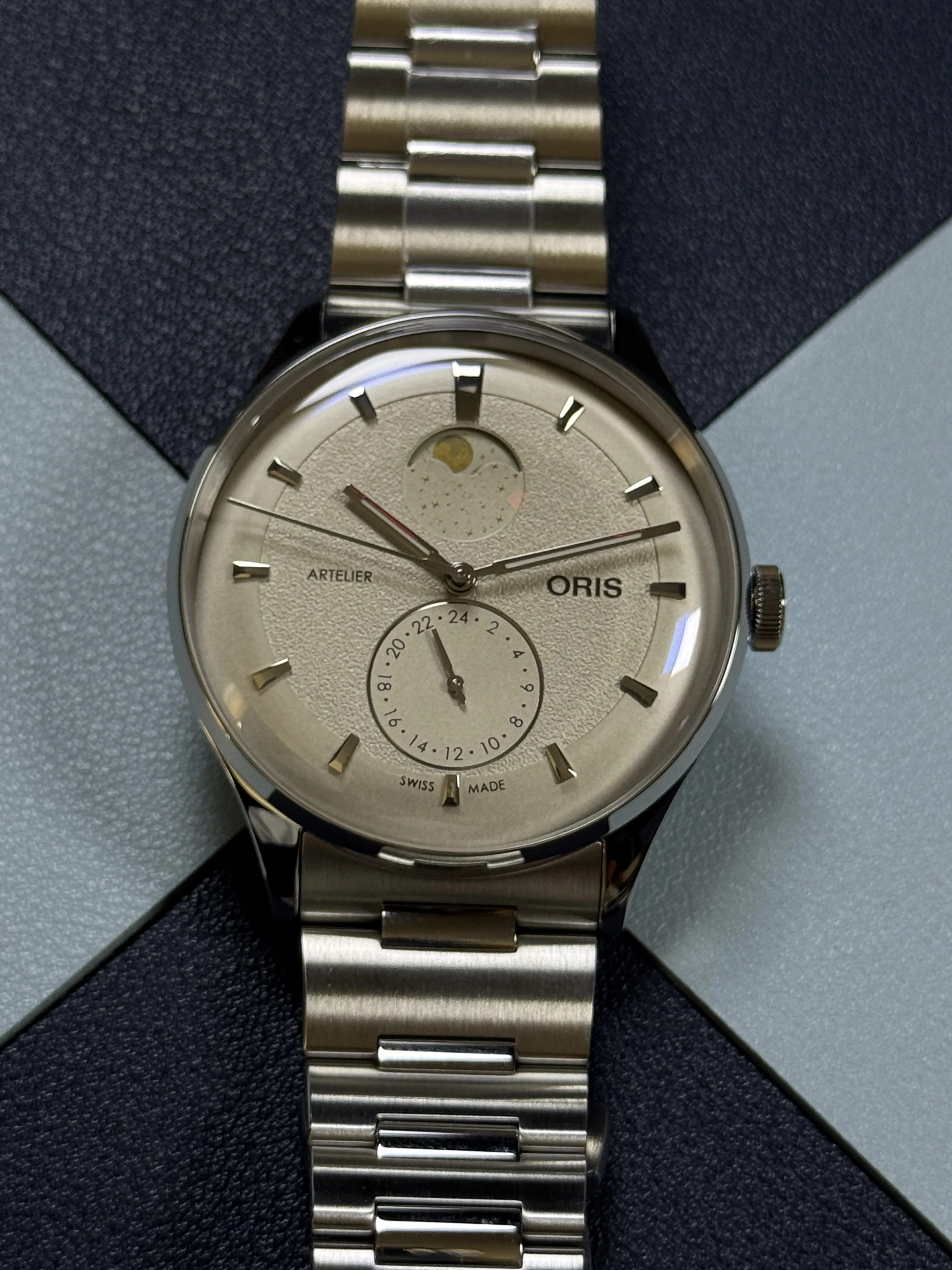 ARTELIER COMPLICATION | 01 782 7811 4051-07 8 20 20