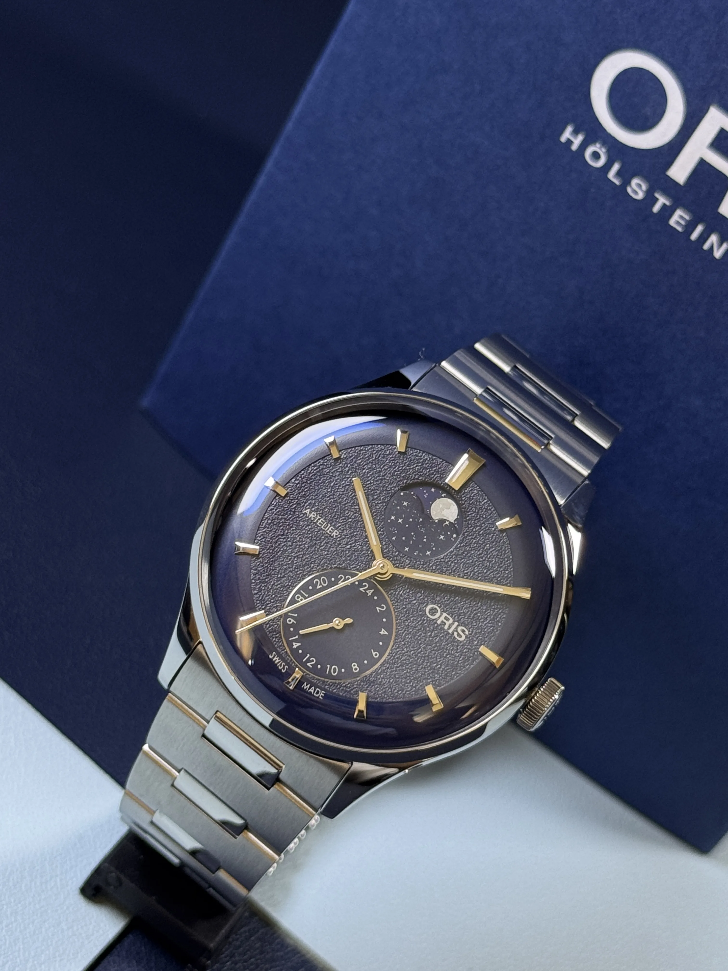 ARTELIER COMPLICATION | 01 782 7811 4055-07 8 20 20