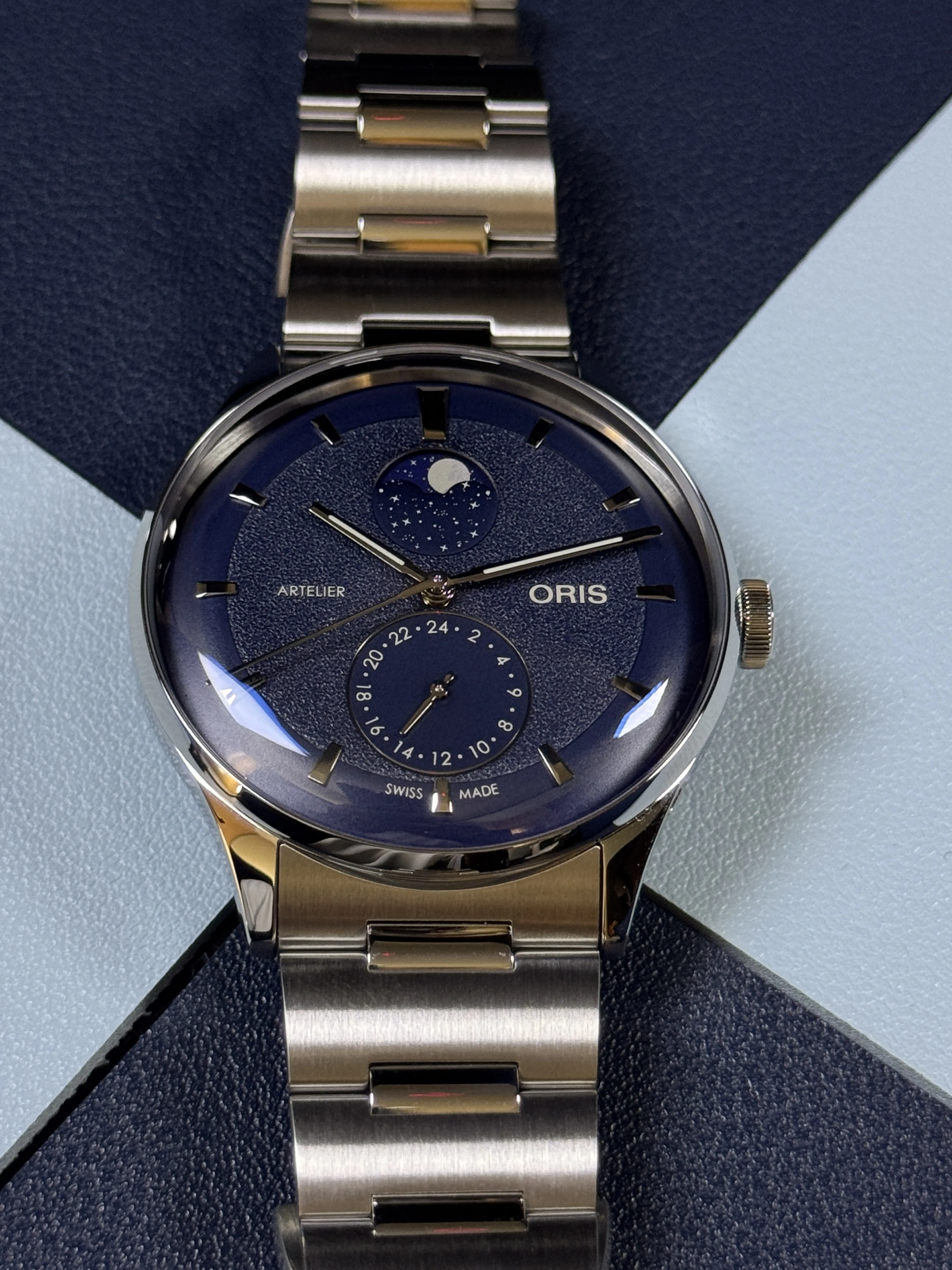 ARTELIER COMPLICATION | 01 782 7811 4055-07 8 20 20