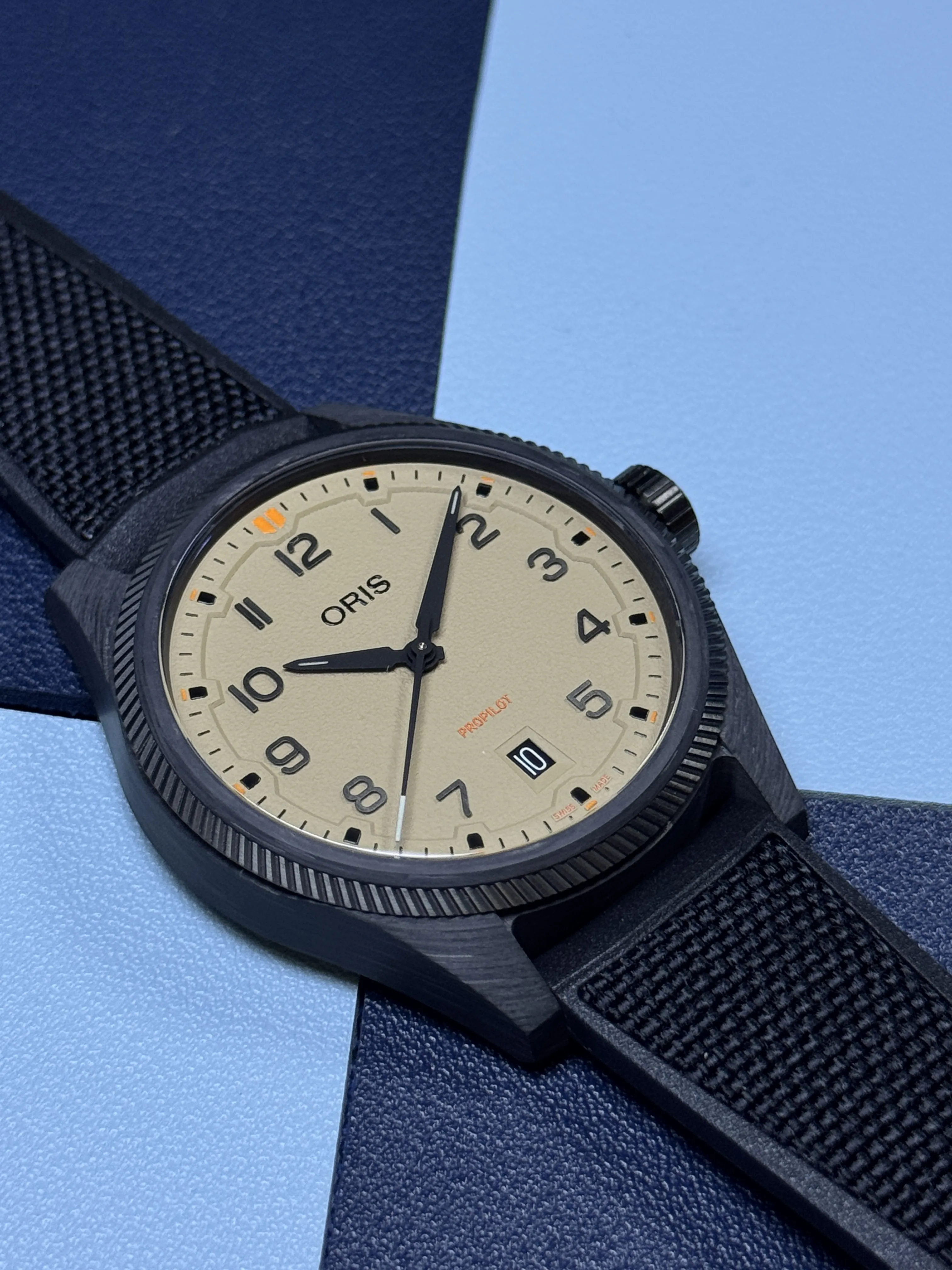 PRO PILOT | DESERT EDITION | 01 733 7802 8766-07 4 20 30GLC