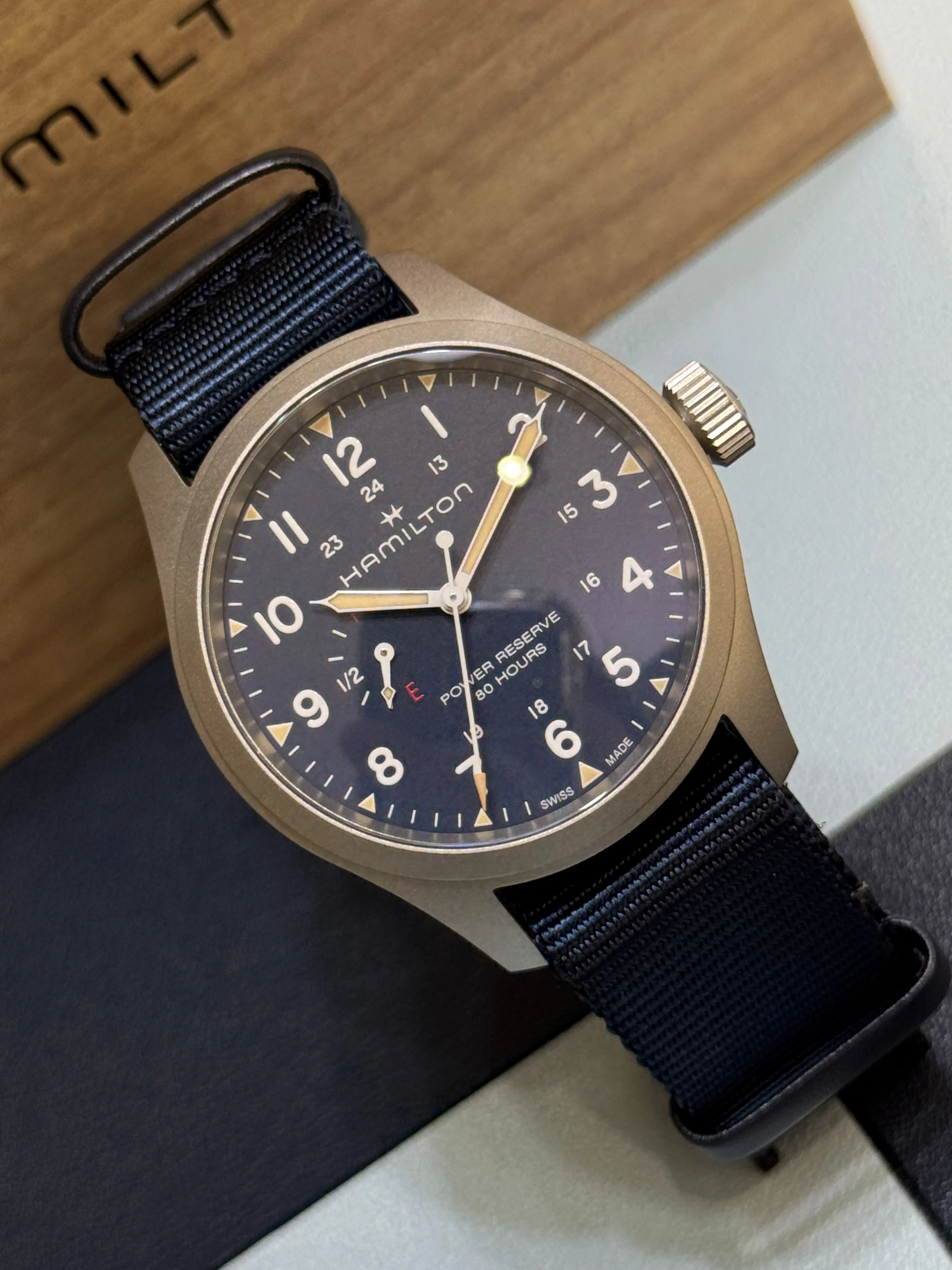 KHAKI FIELD | POWER RESERVE | H69509940