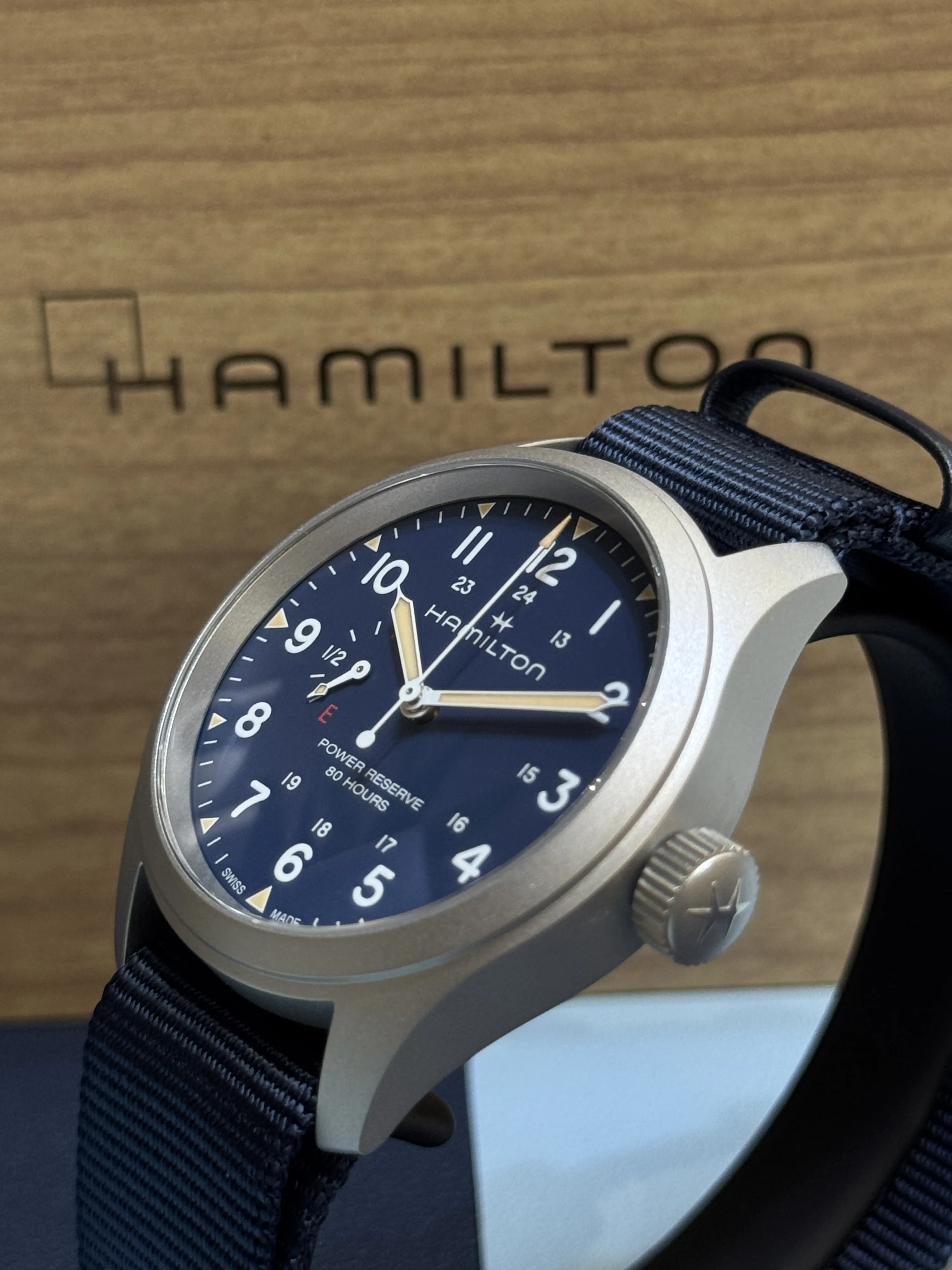 KHAKI FIELD | POWER RESERVE | H69509940