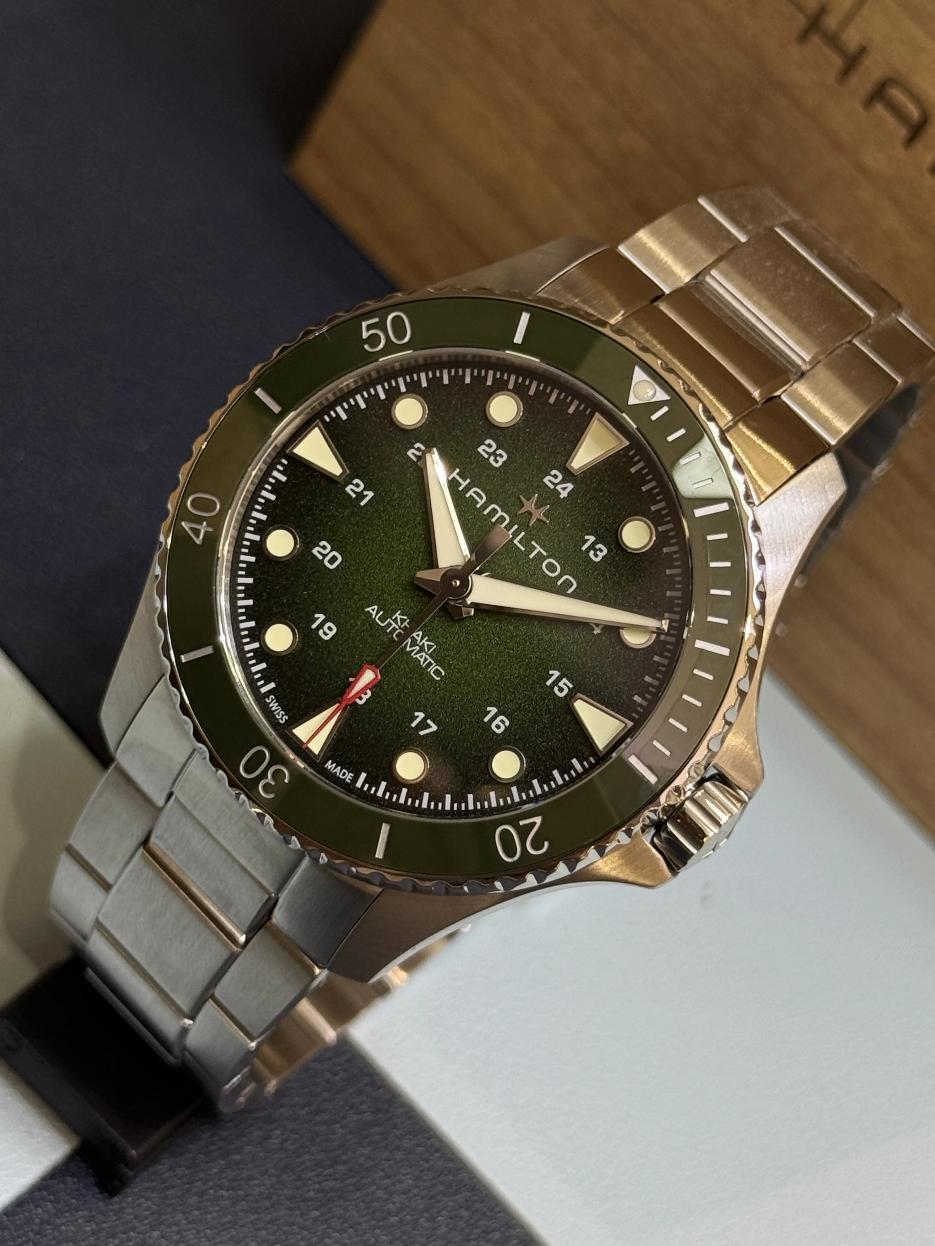 KHAIKI NAVU | SCUBA | H82525160