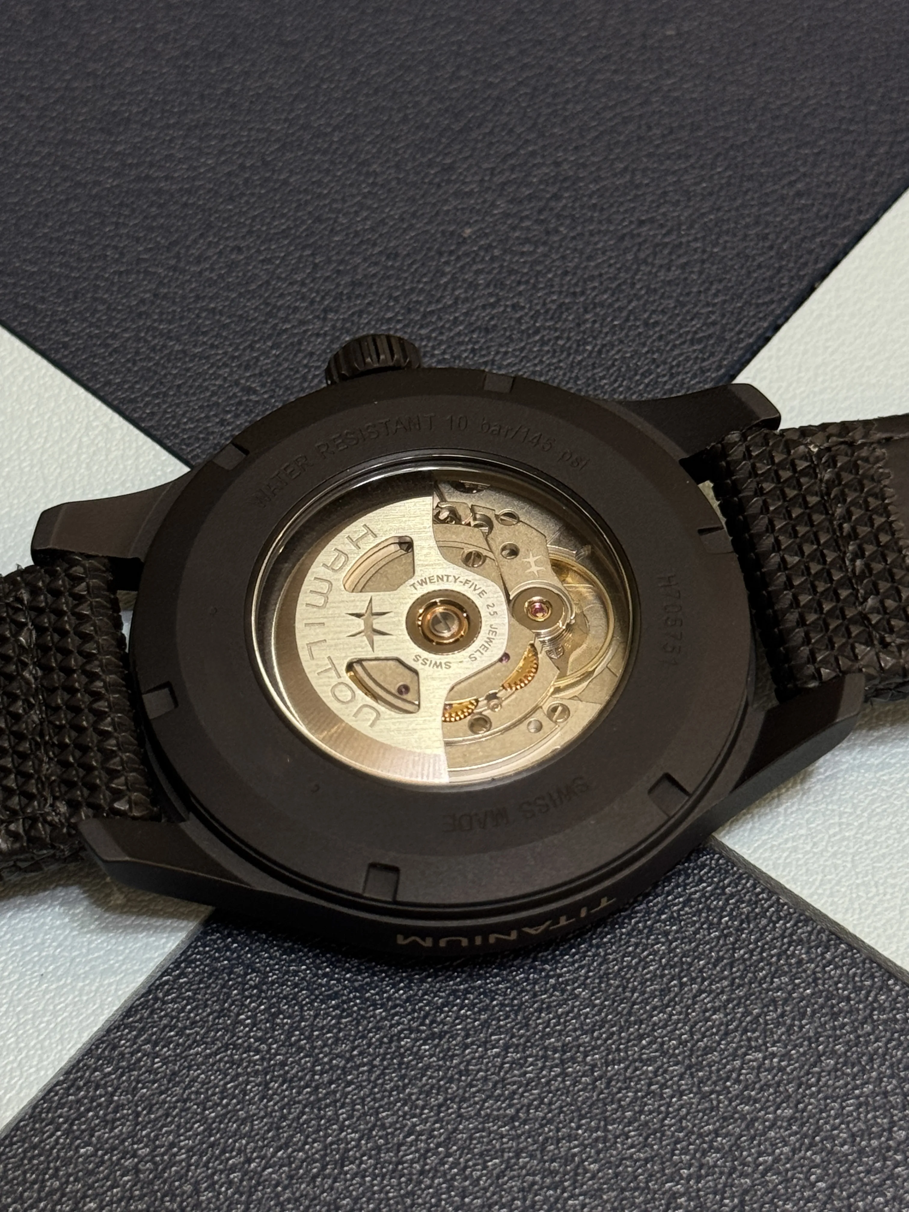 KHAKI FIELD | TITANIUM | H70575733