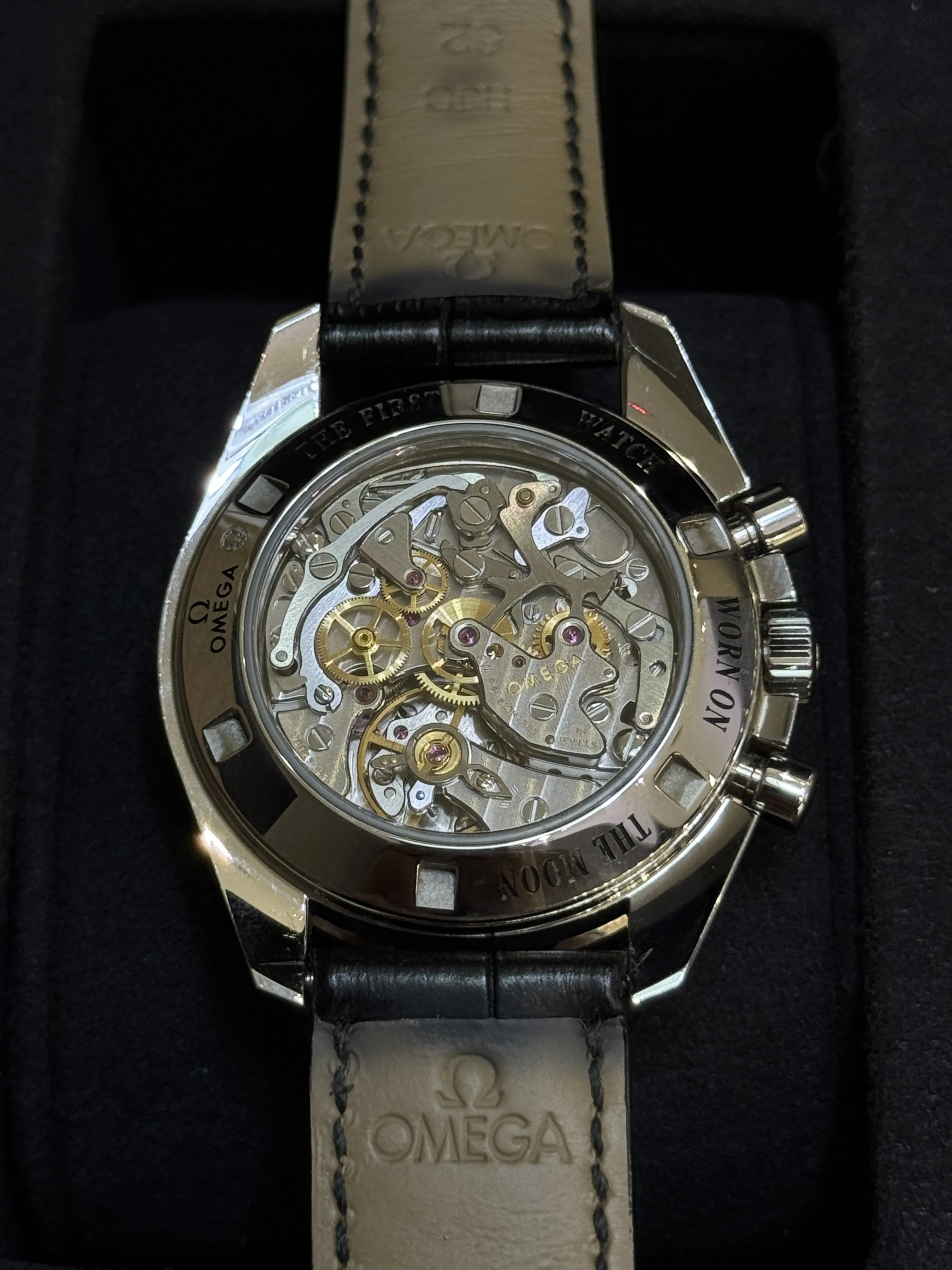 SPEEDMASTER MOON WATCH | 31132403001001