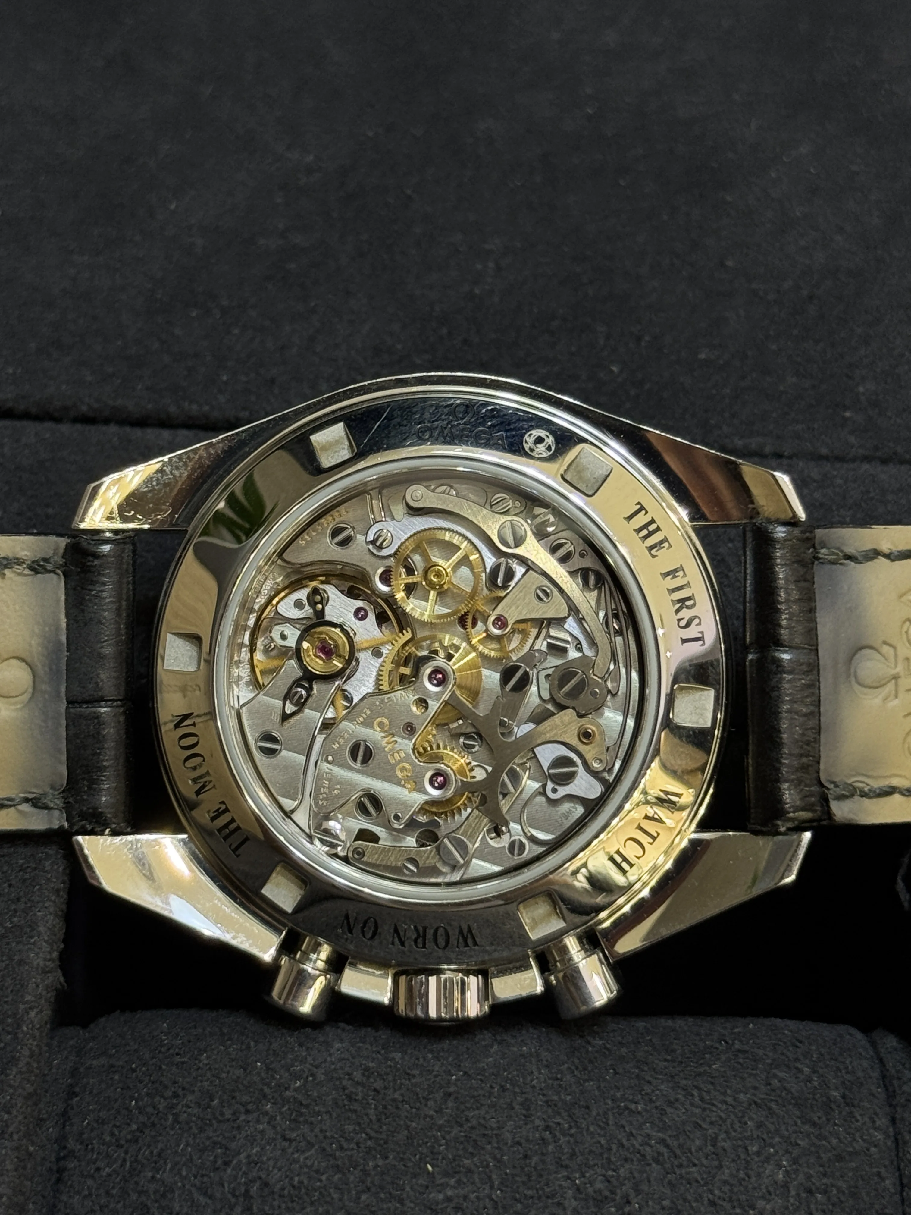 SPEEDMASTER MOON WATCH | 31132403001001