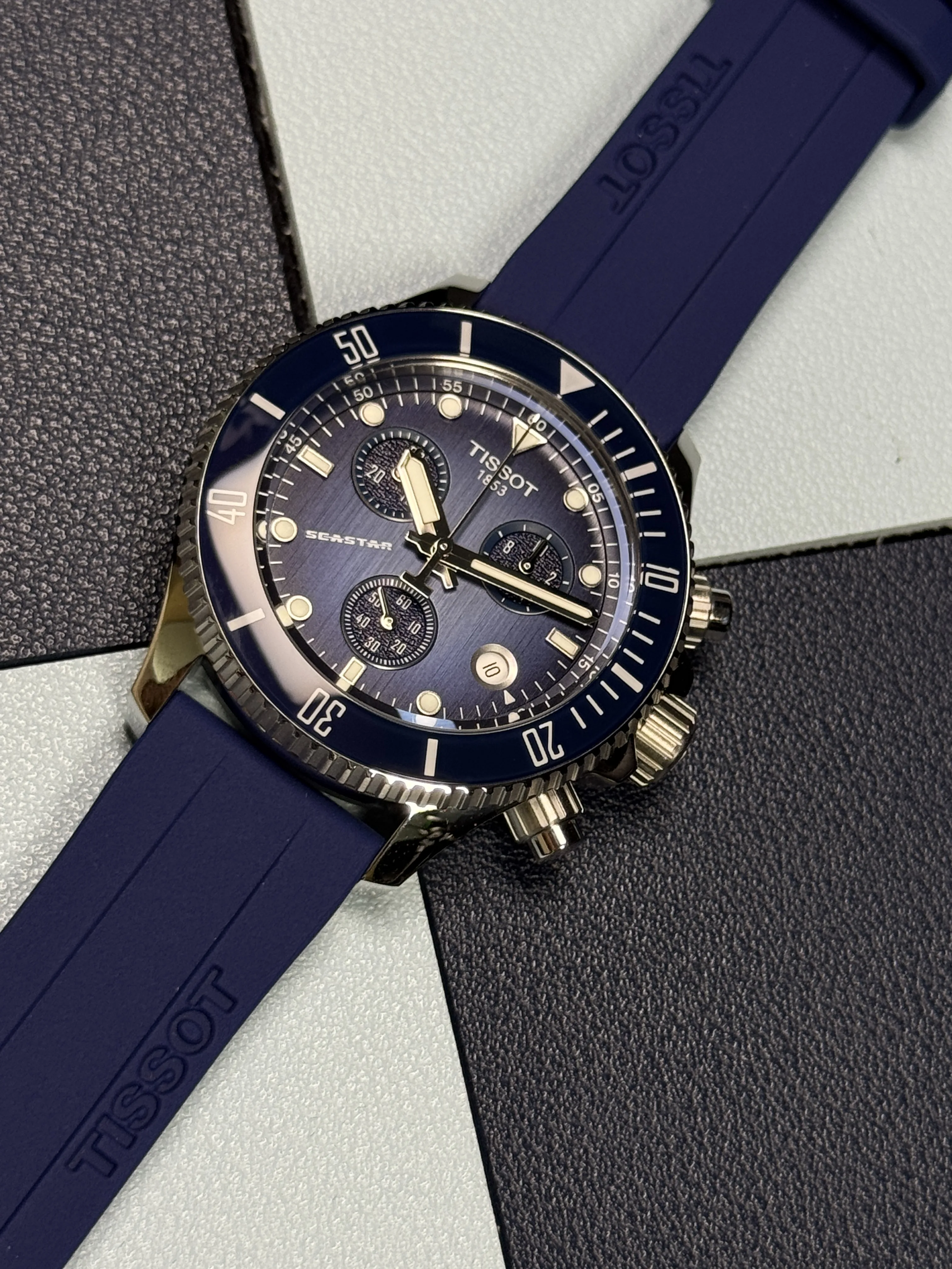 SEASTAR 1000 | CHRONOGRAPH T1202171704100