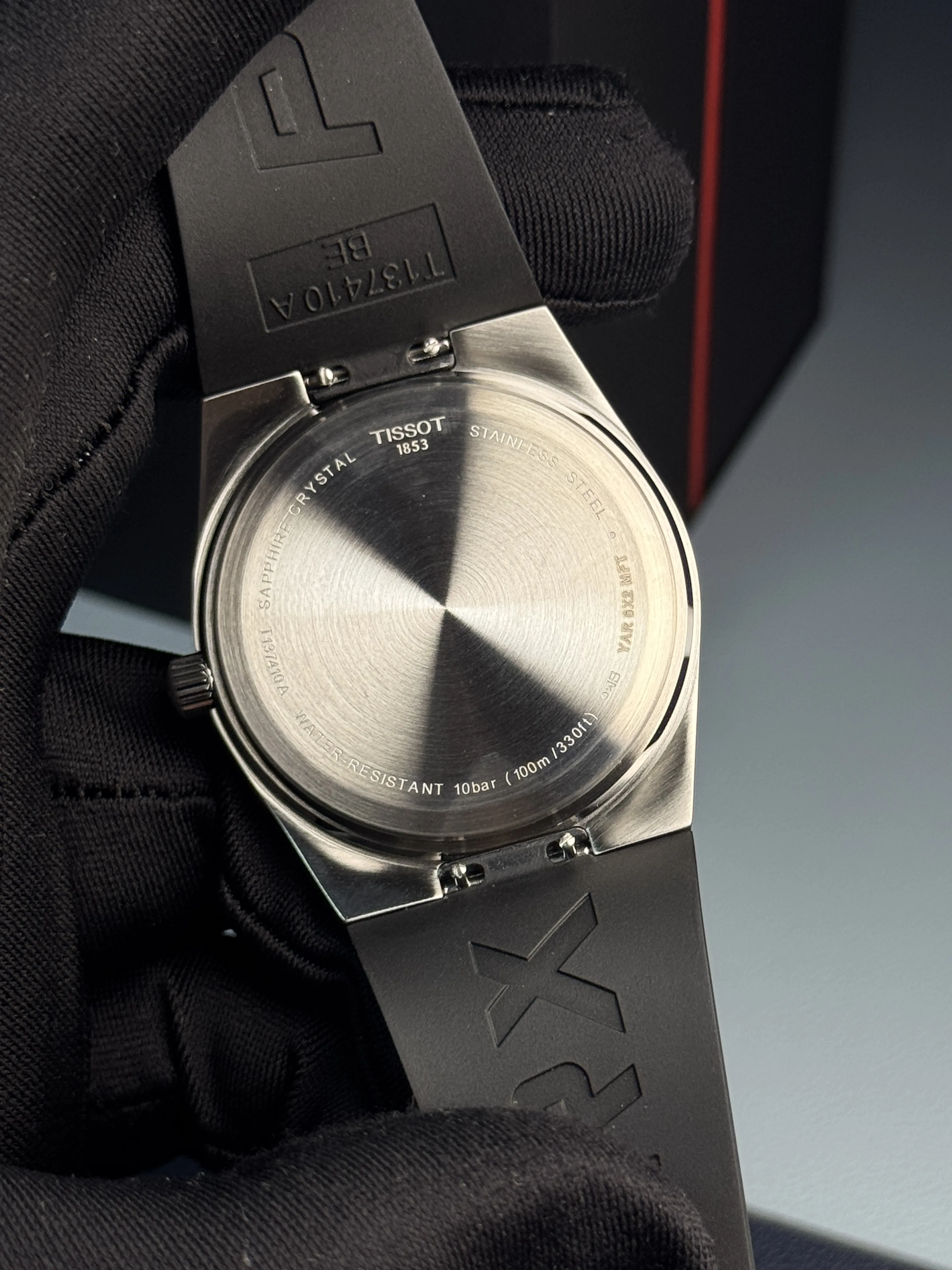 PRX | QUARTZ | T1374101704100