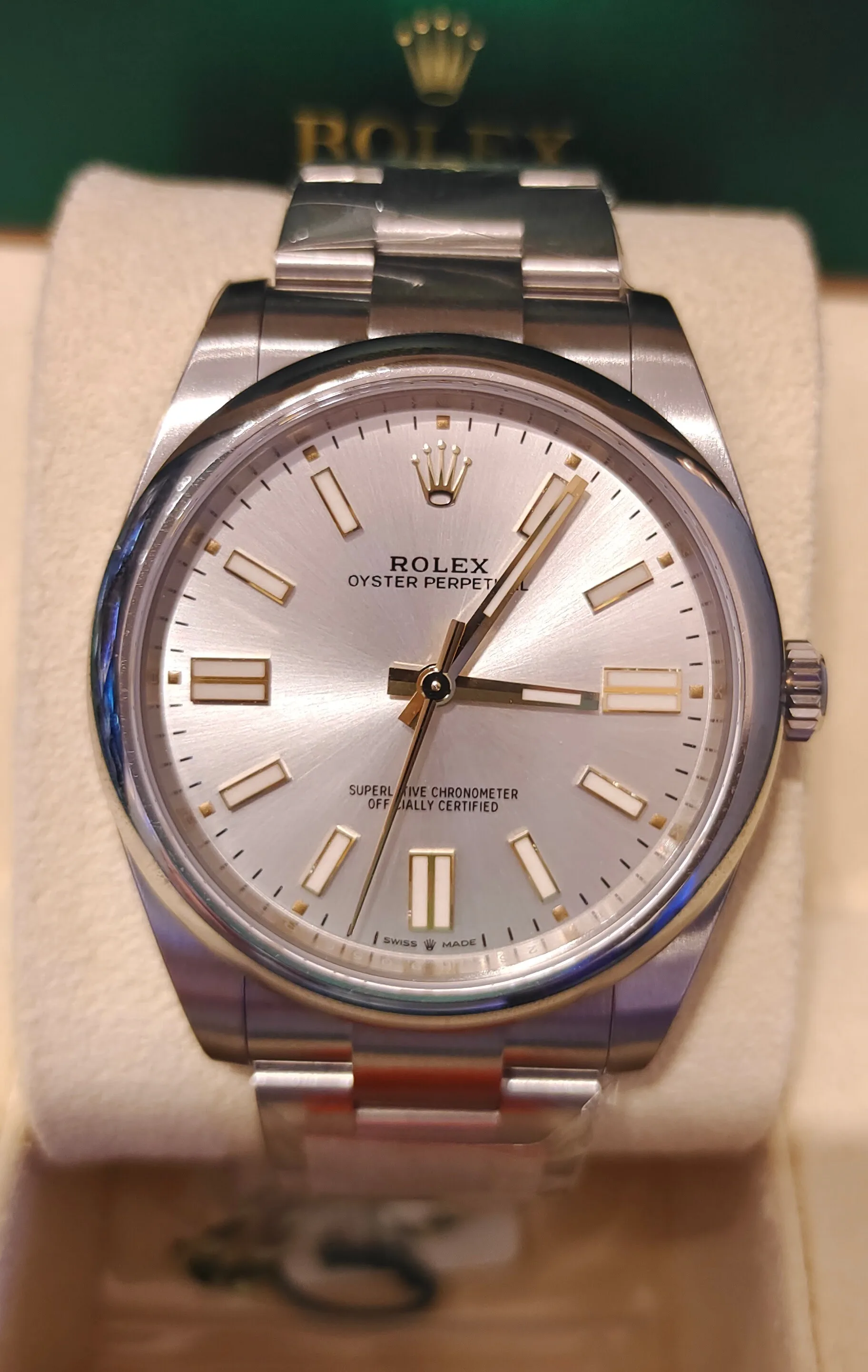 OYSTER PERPETUAL 41MM 124300
