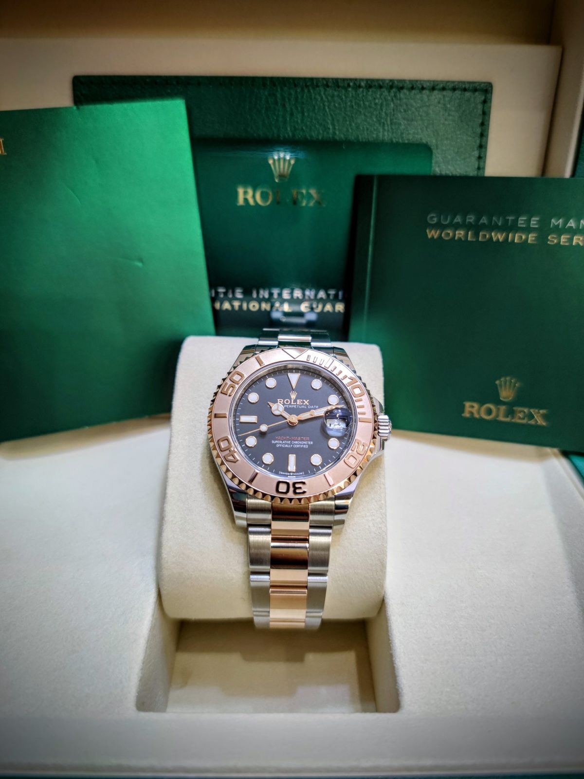 Yacht-master 37mm