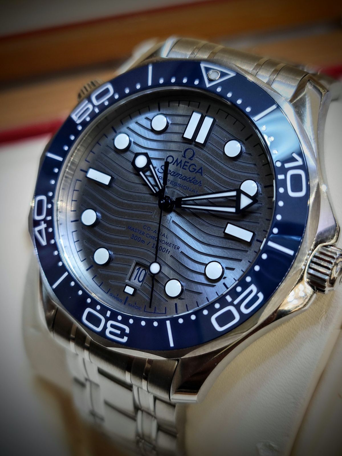 Seamaster 300