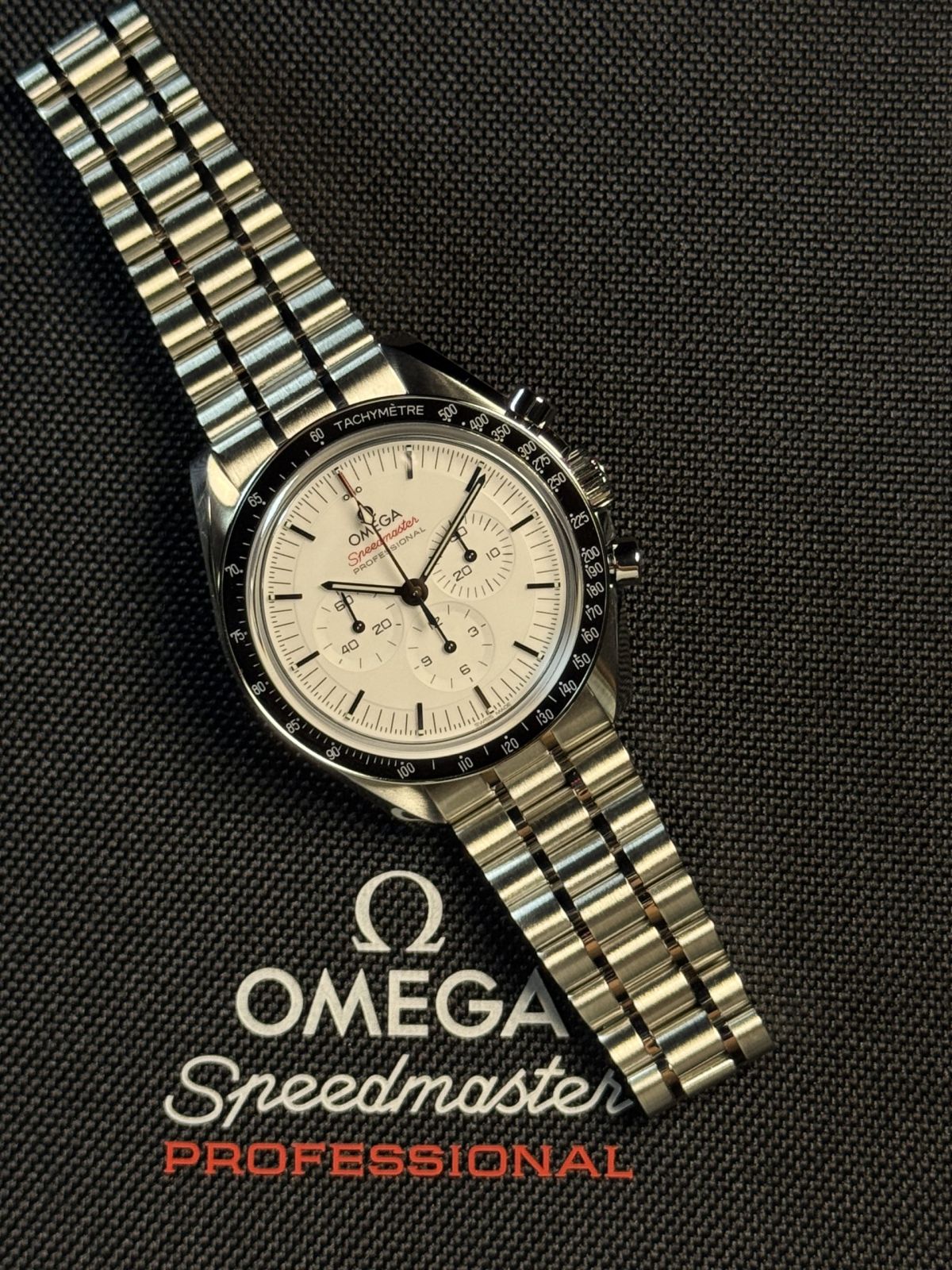 Speedmaster Moonwatch Professional