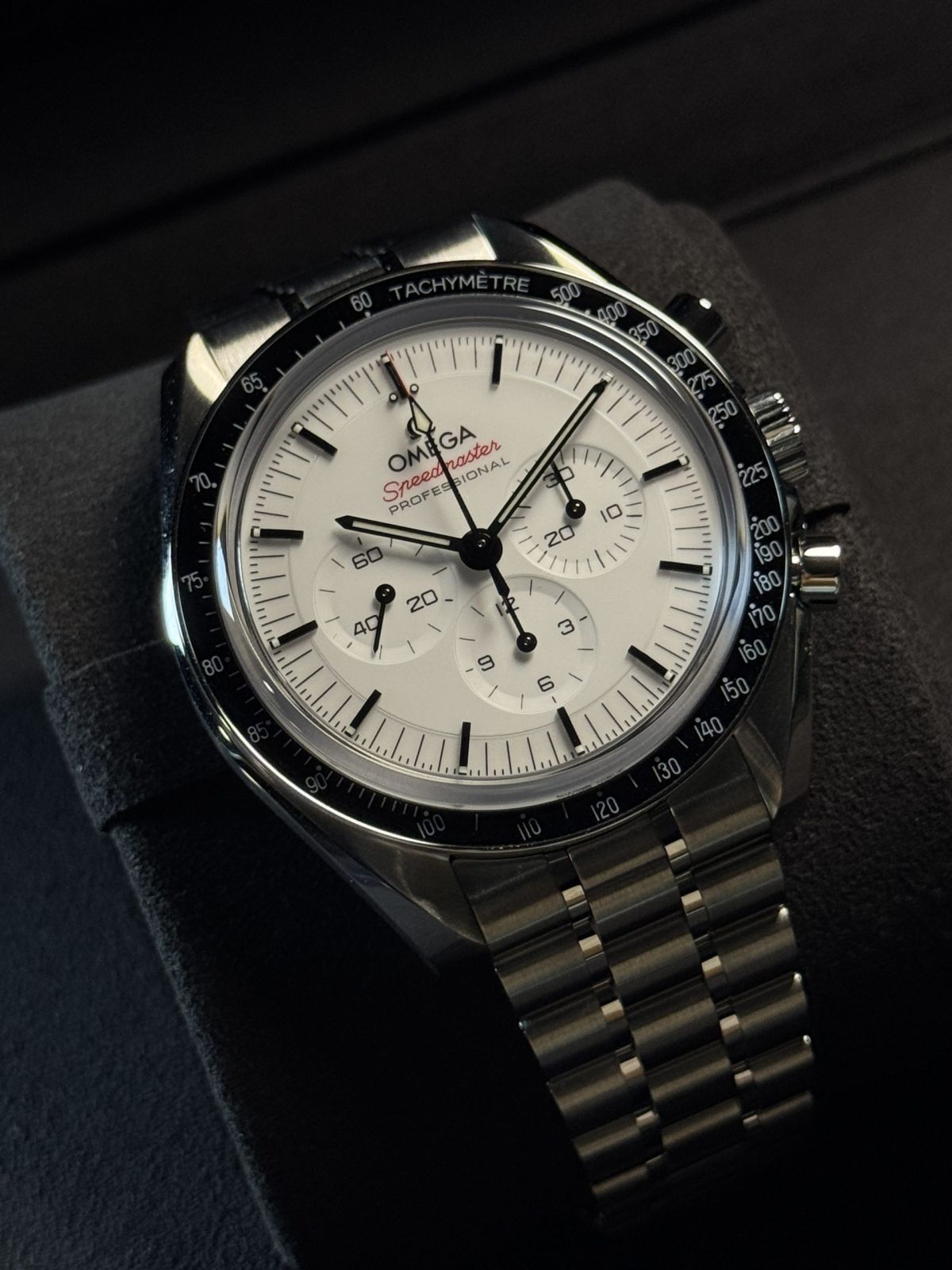 Speedmaster Moonwatch Professional