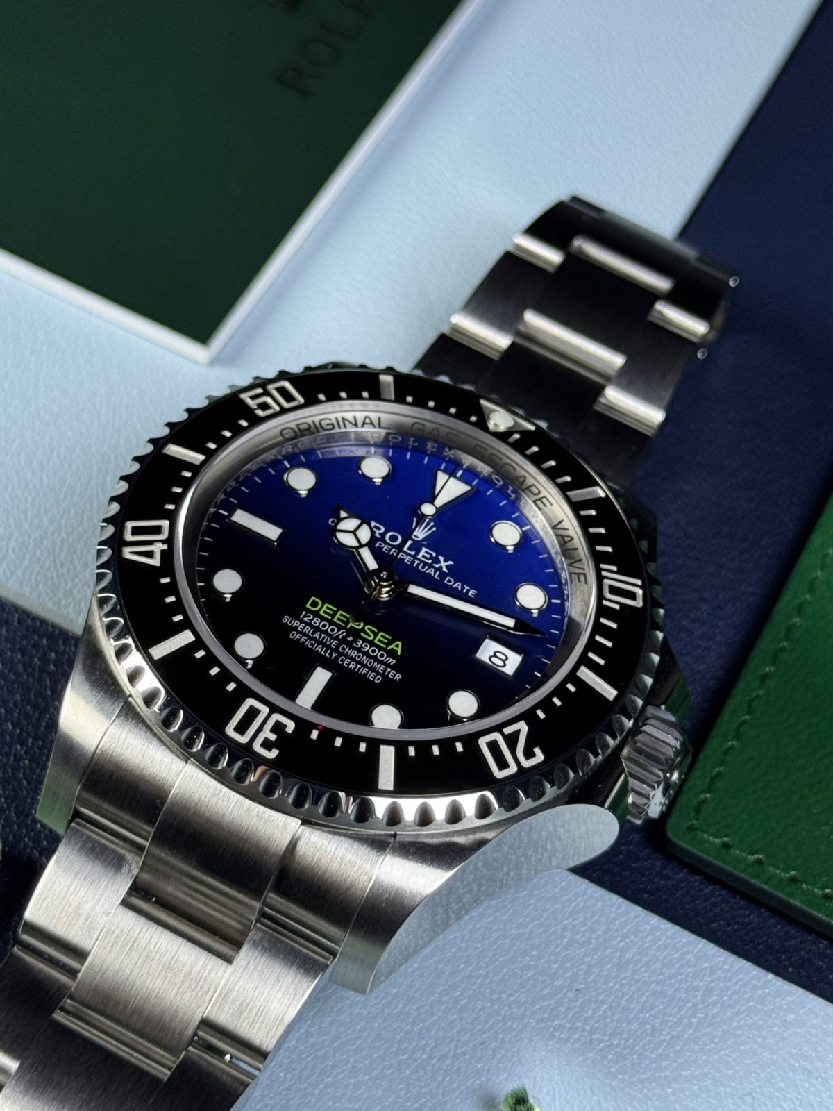 Sea-dweller Deepsea
