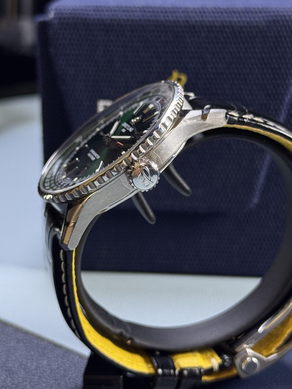 Navitimer A17329 Green DIAL 41mm Automatic