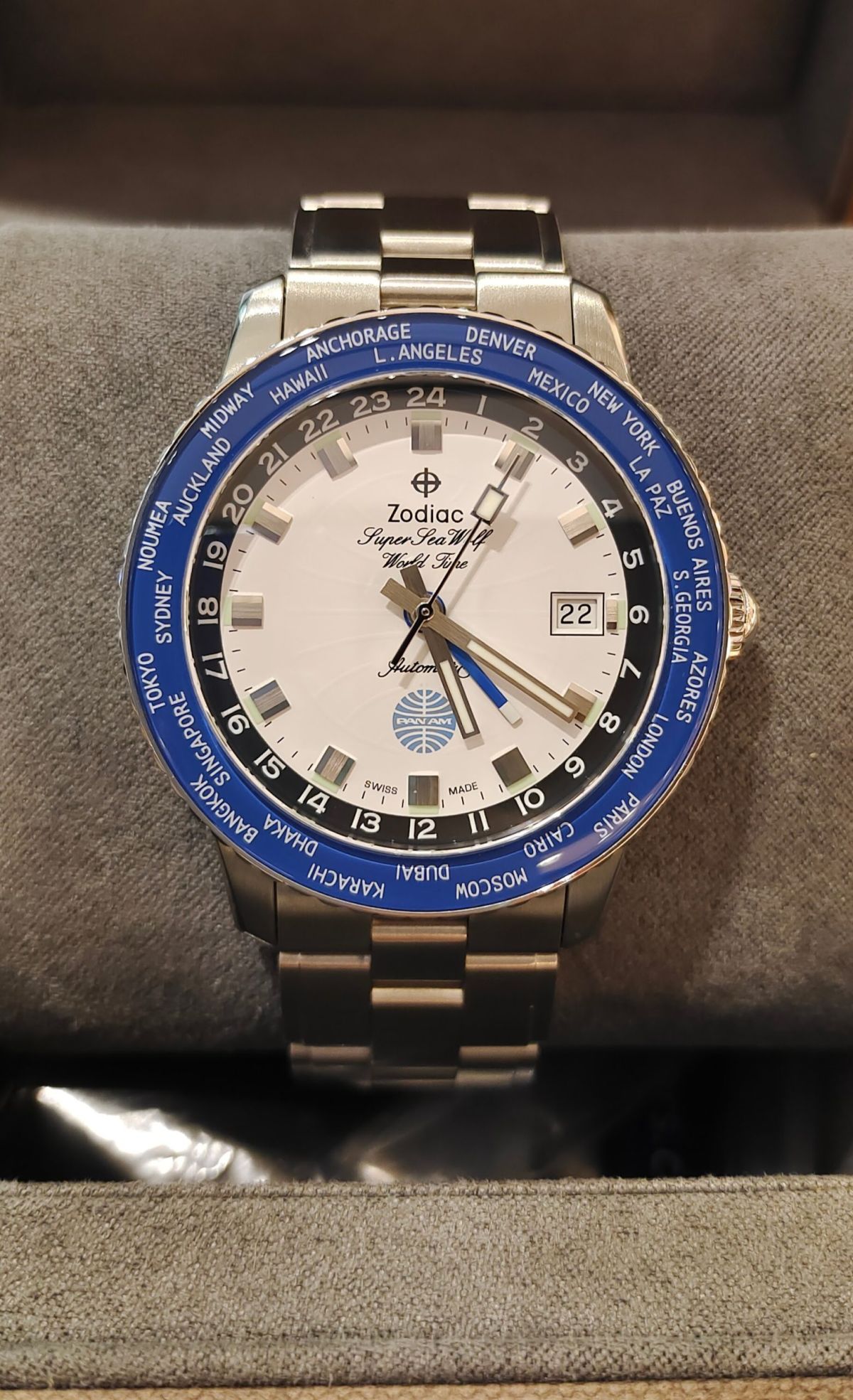 Super SEA WOLF PAN AM World TIME