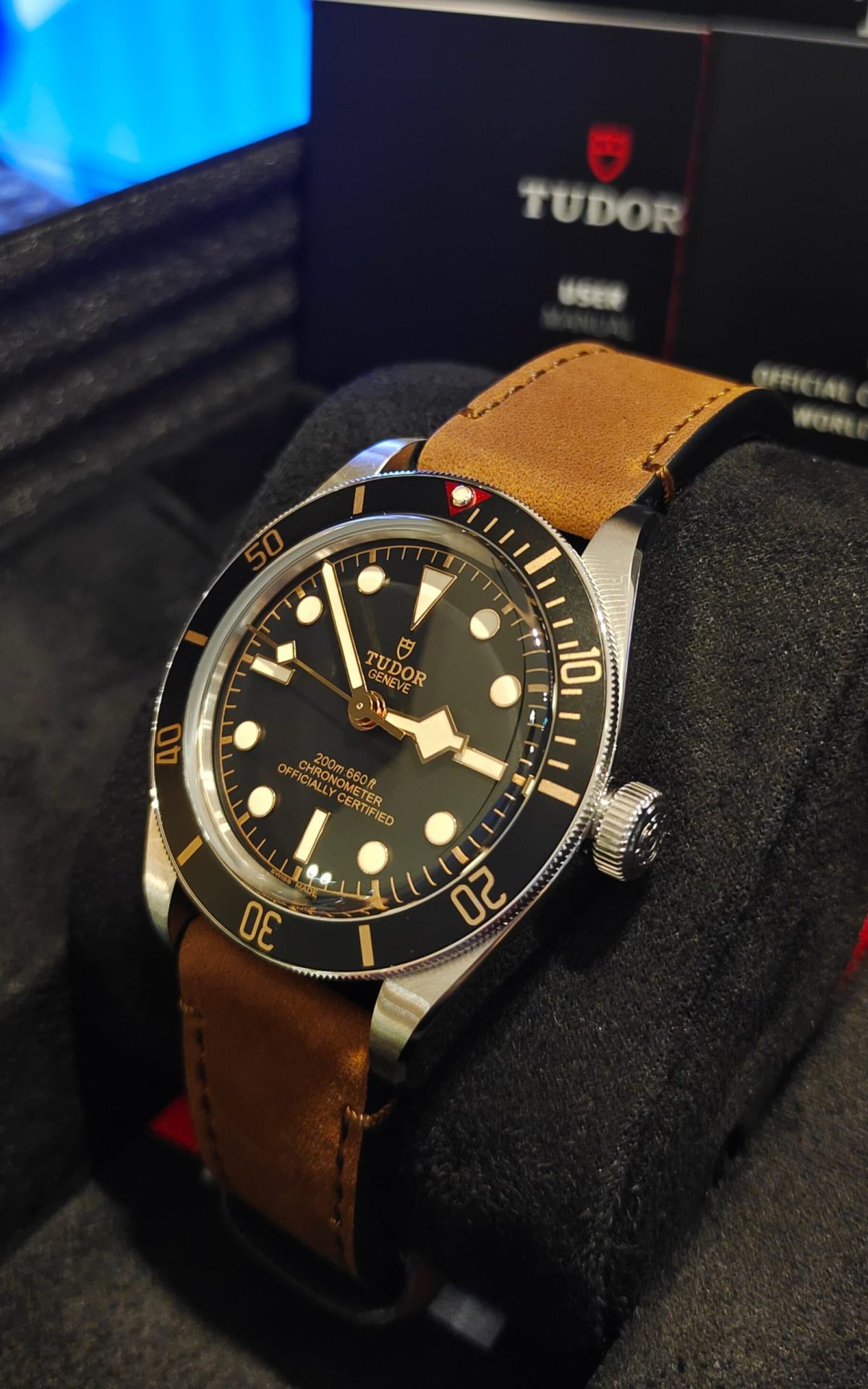 Black BAY 58