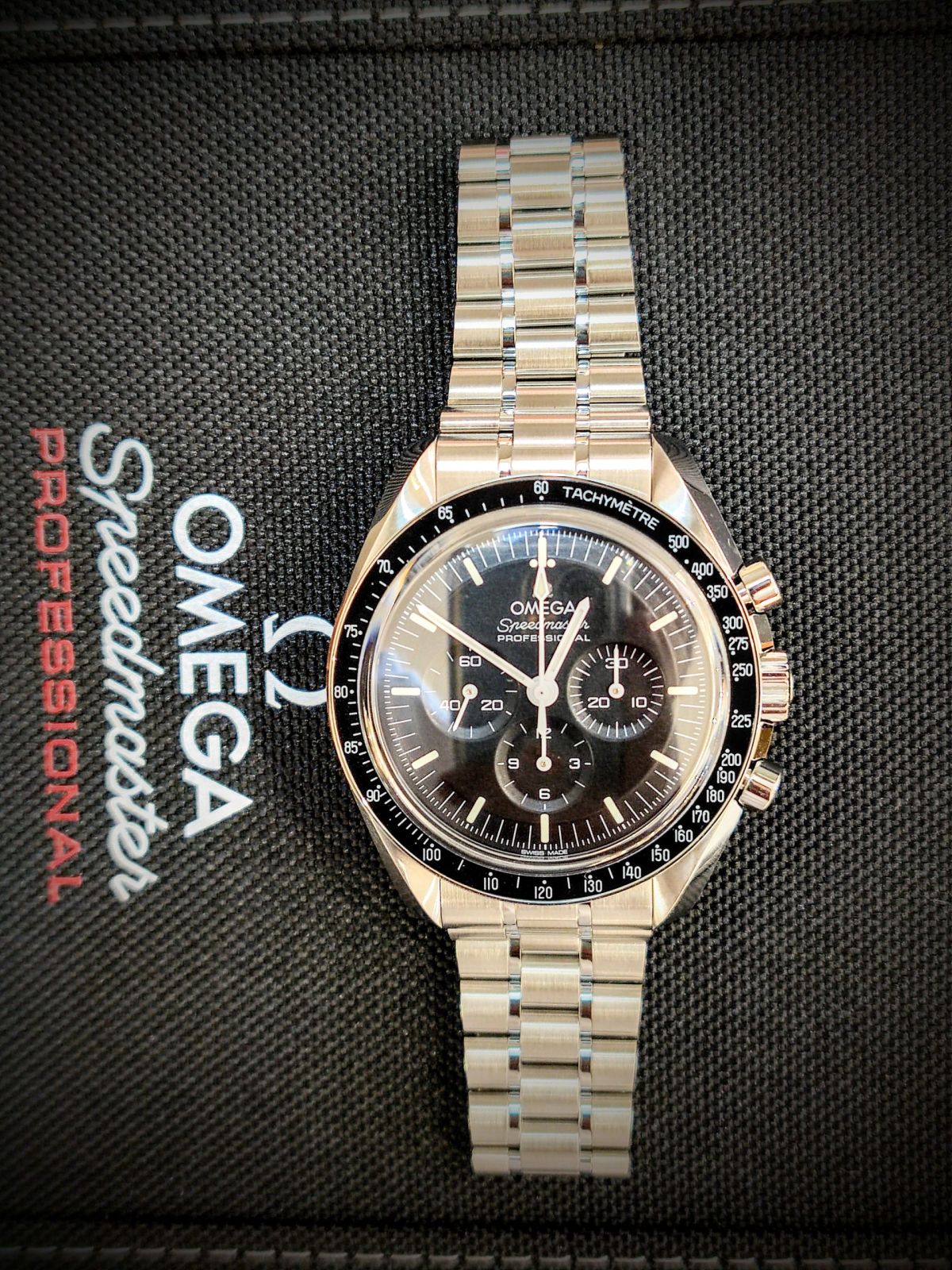 Speedmaster Moonwatch Professional