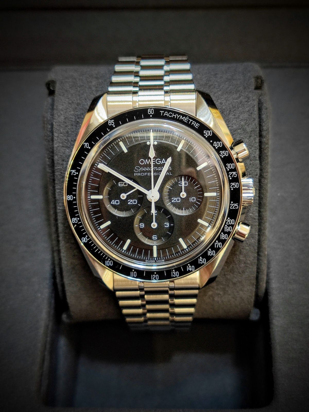 Speedmaster Moonwatch Professional