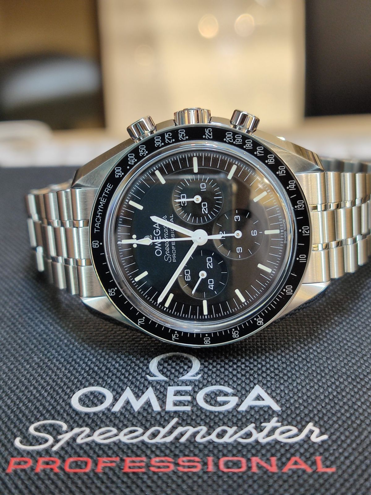 Speedmaster Moonwatch Professional