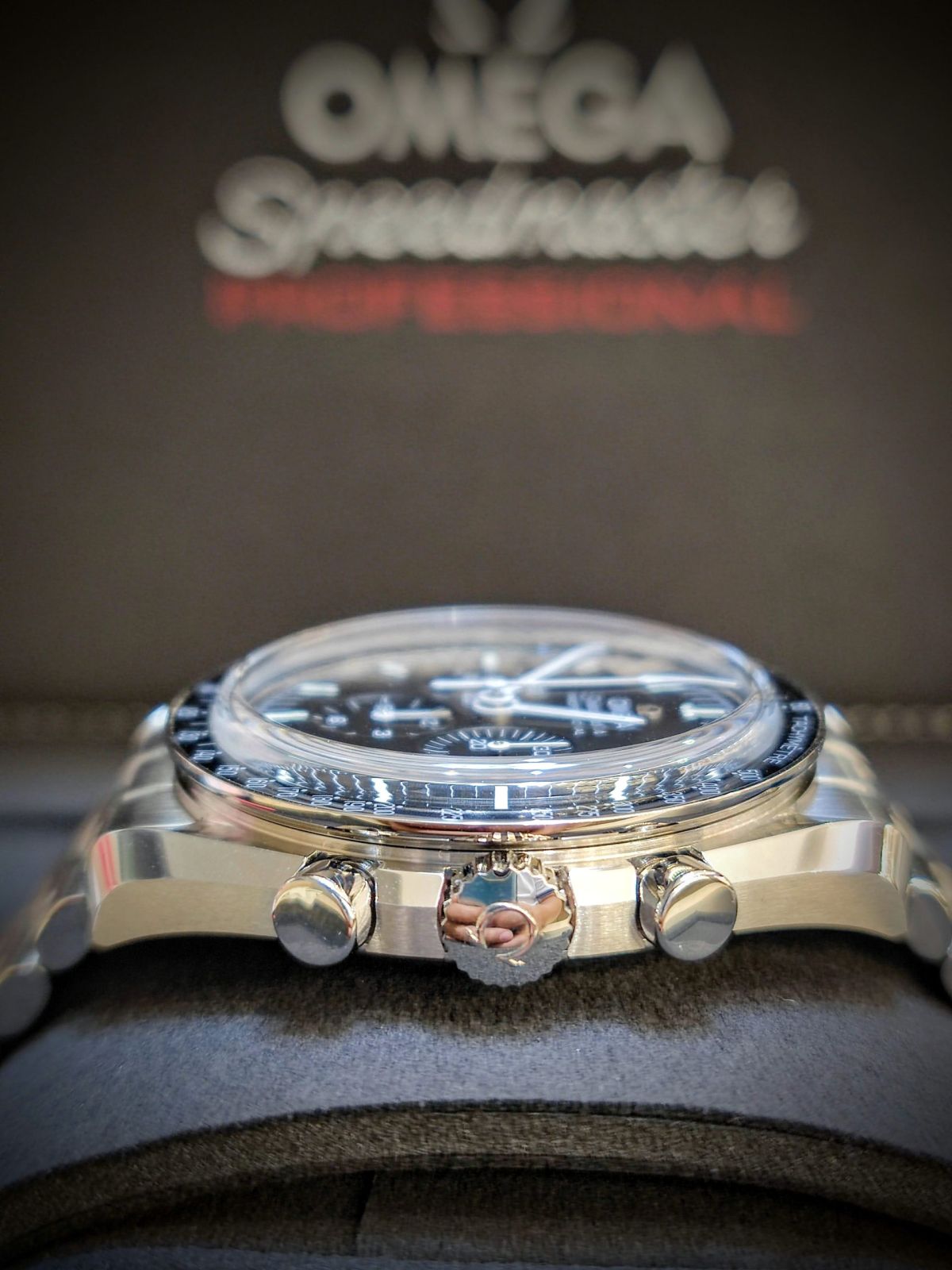 Speedmaster Moonwatch Professional