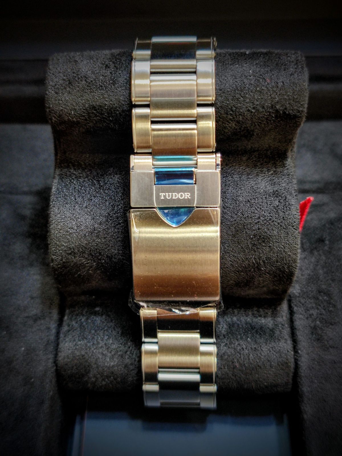 Black BAY GMT
